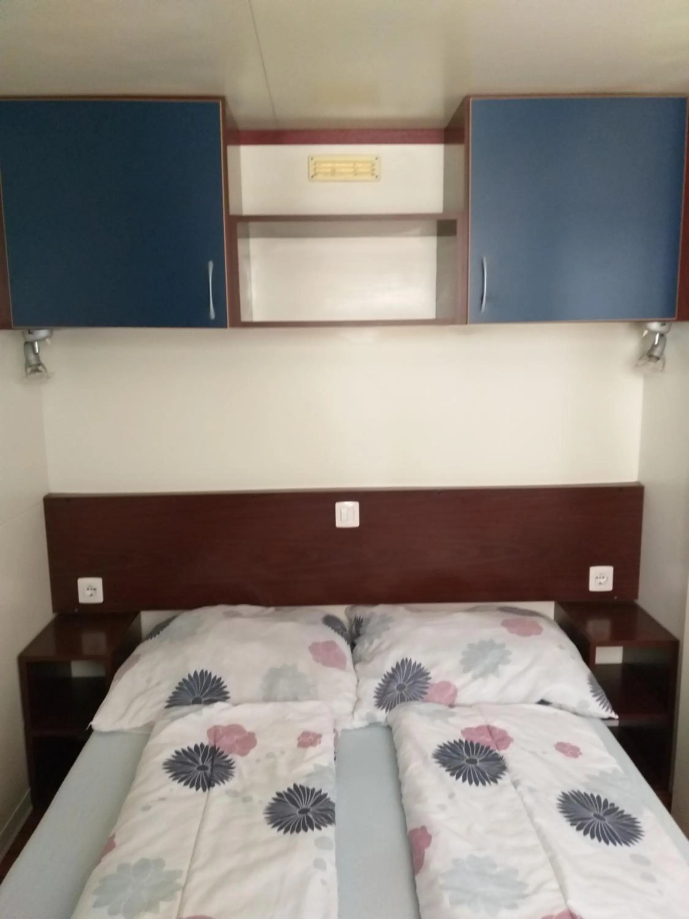 Bed in Mobilhome Angel