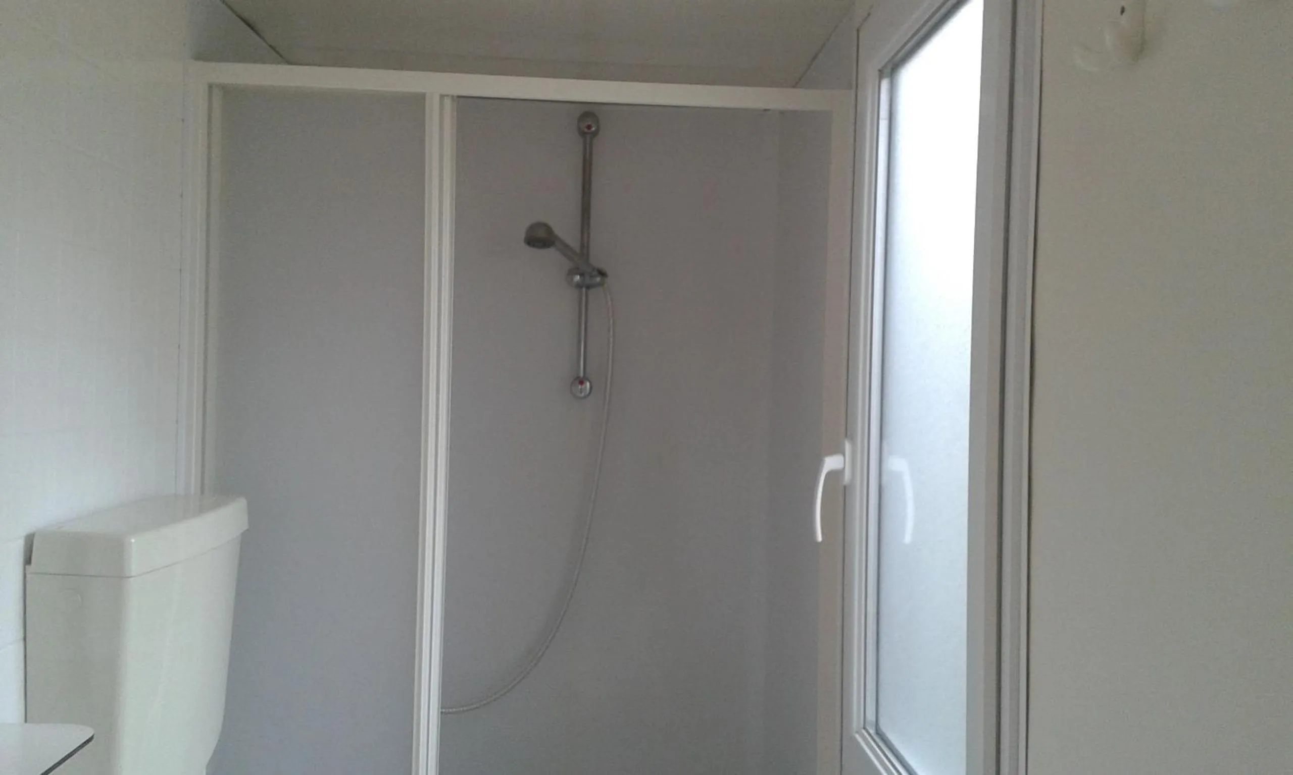 Shower in Mobilhome Angel
