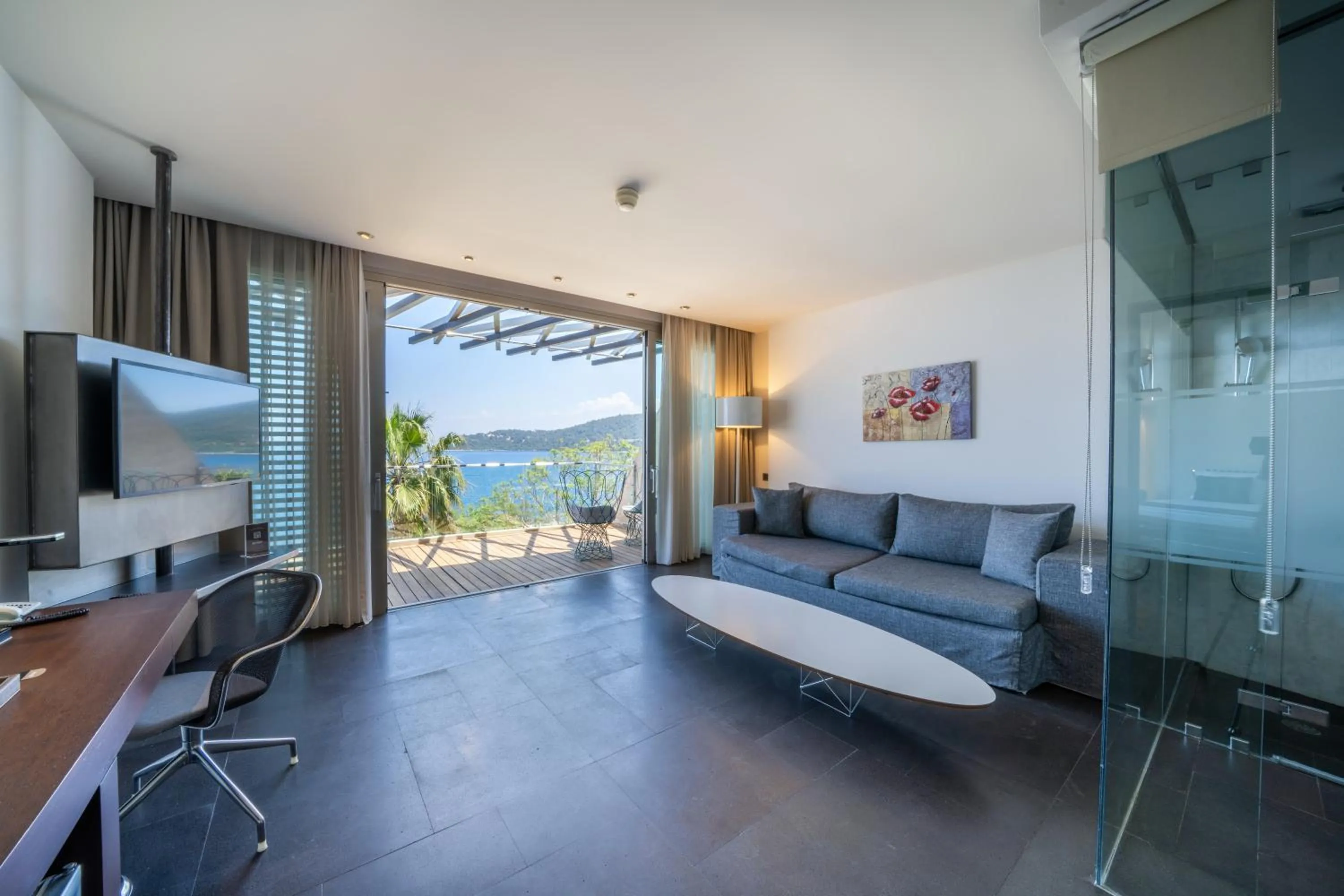 Communal lounge/ TV room in Kuum Hotel & Spa