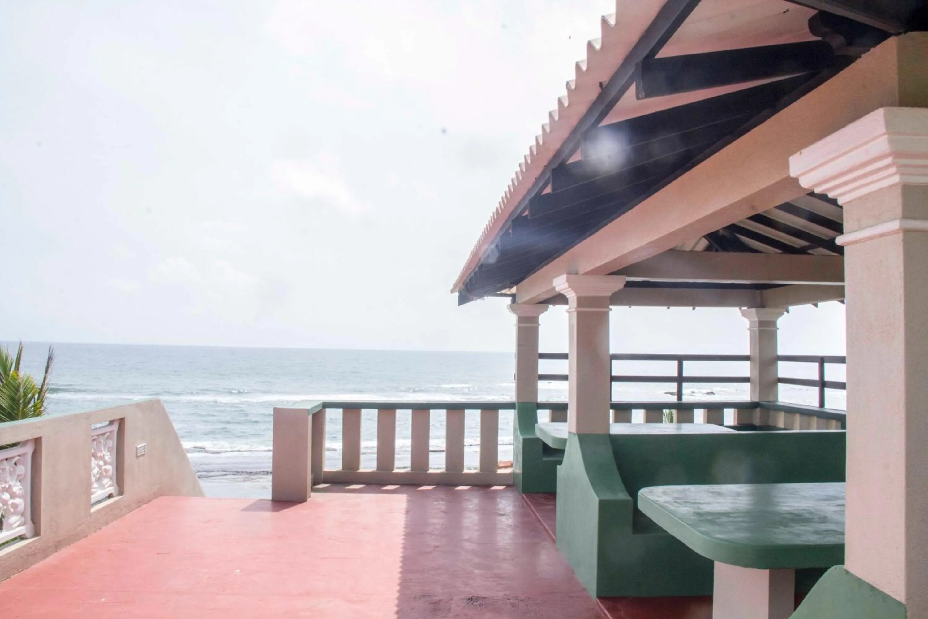 Balcony/Terrace in Hotel Coconut Bar Sea Lodge