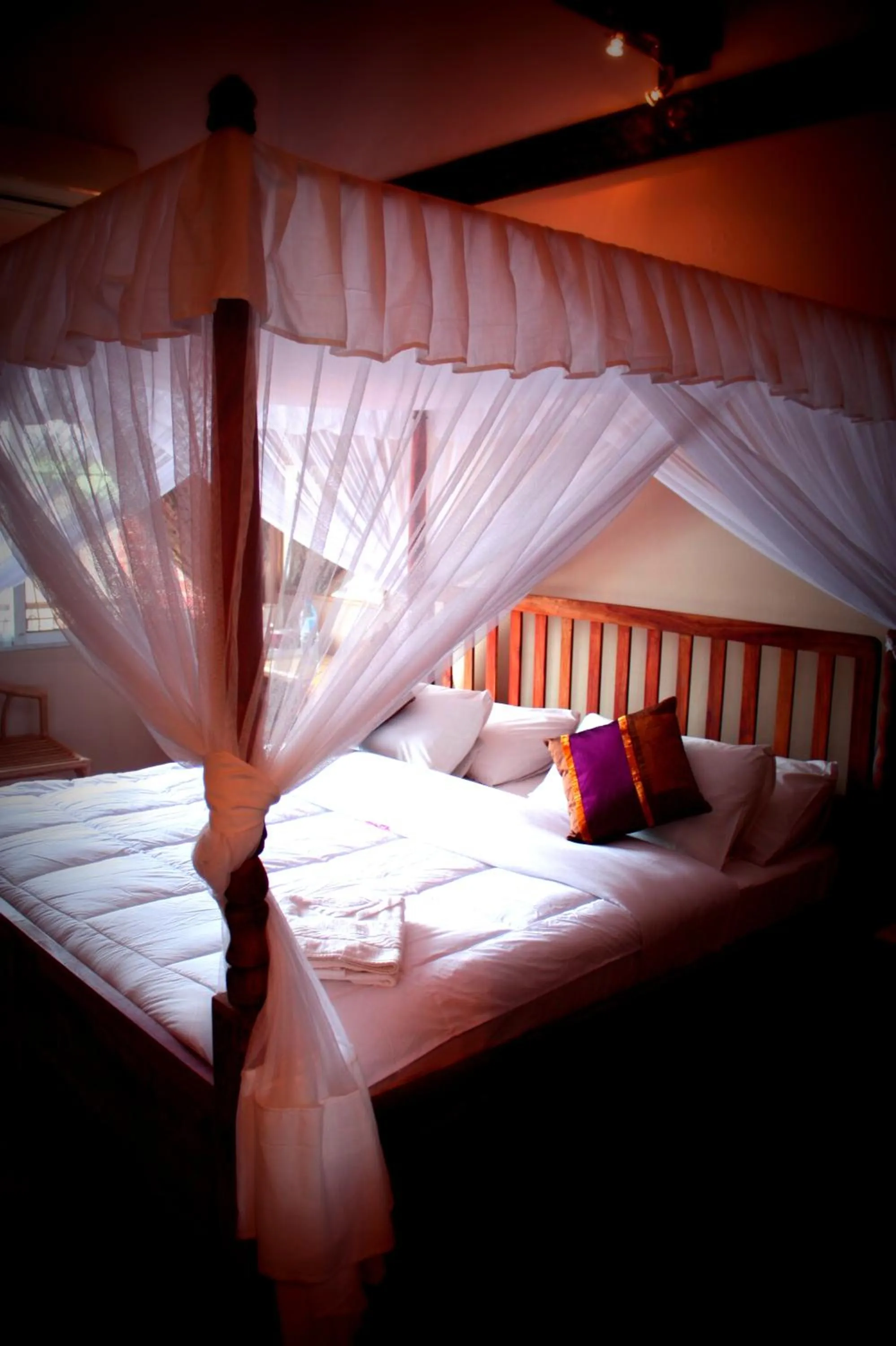 Bed in Hotel Tilapia