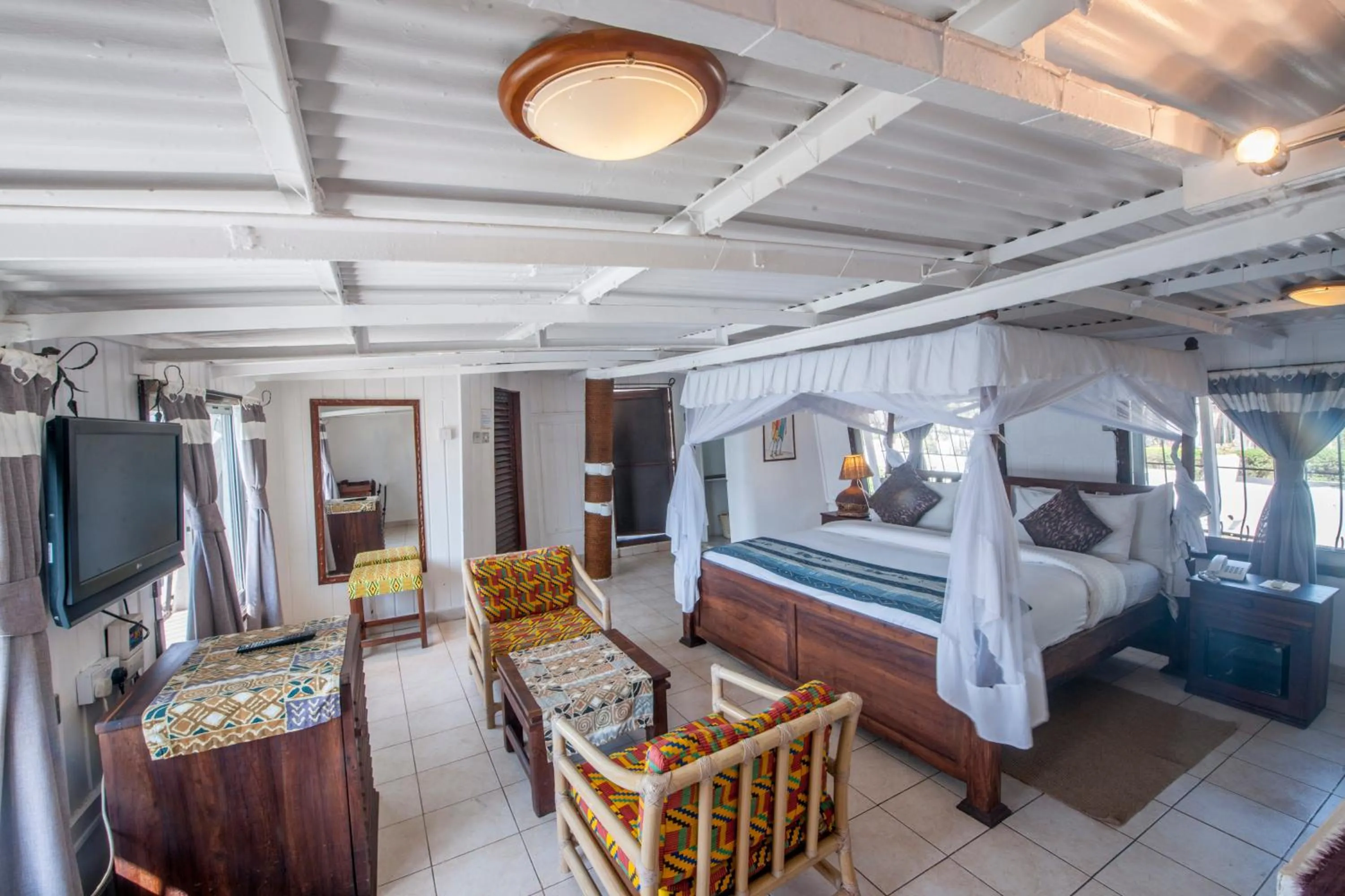 Bed in Hotel Tilapia