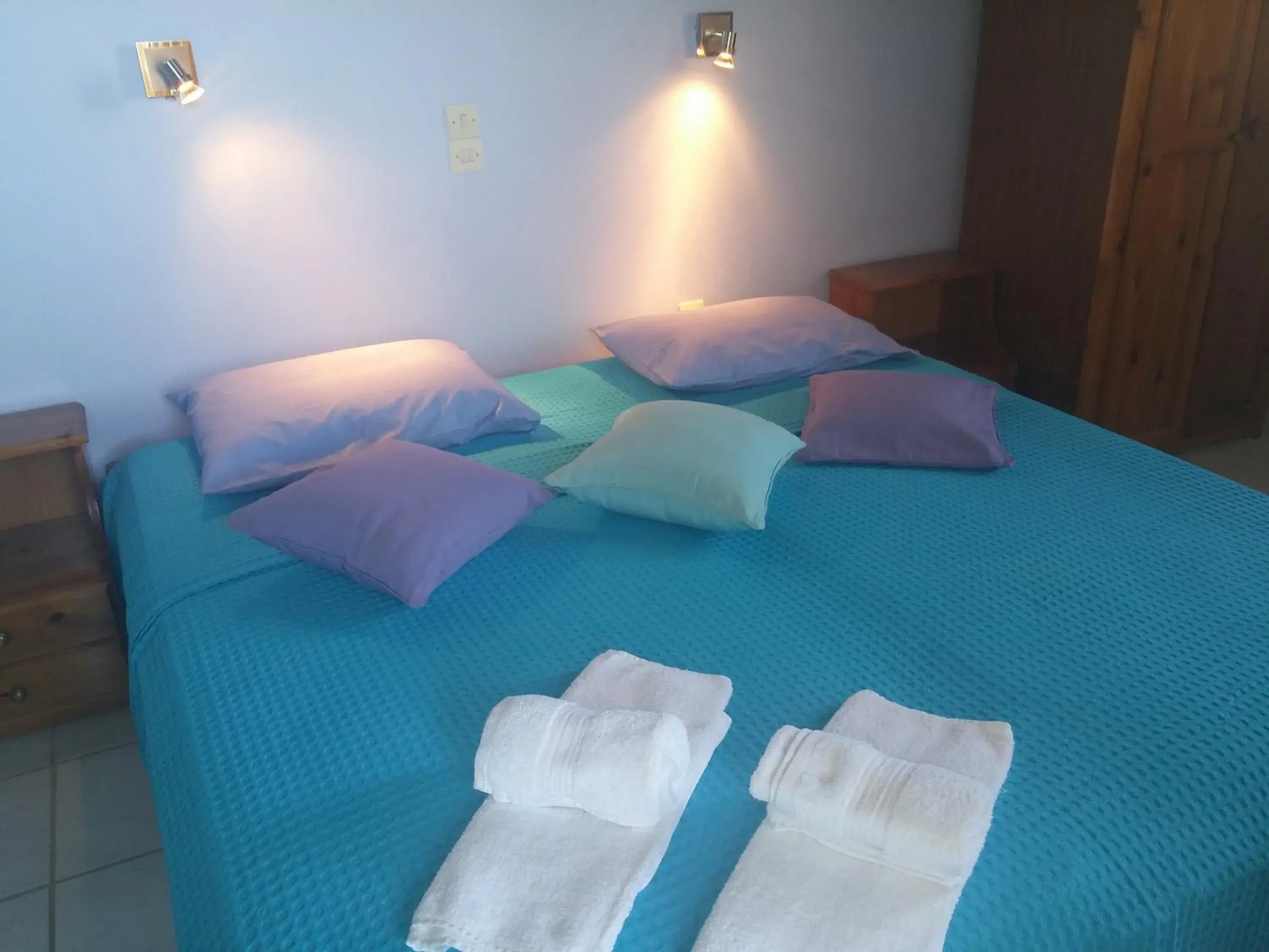 Bed in Summer House Louisa Bed in Summer House Louisa