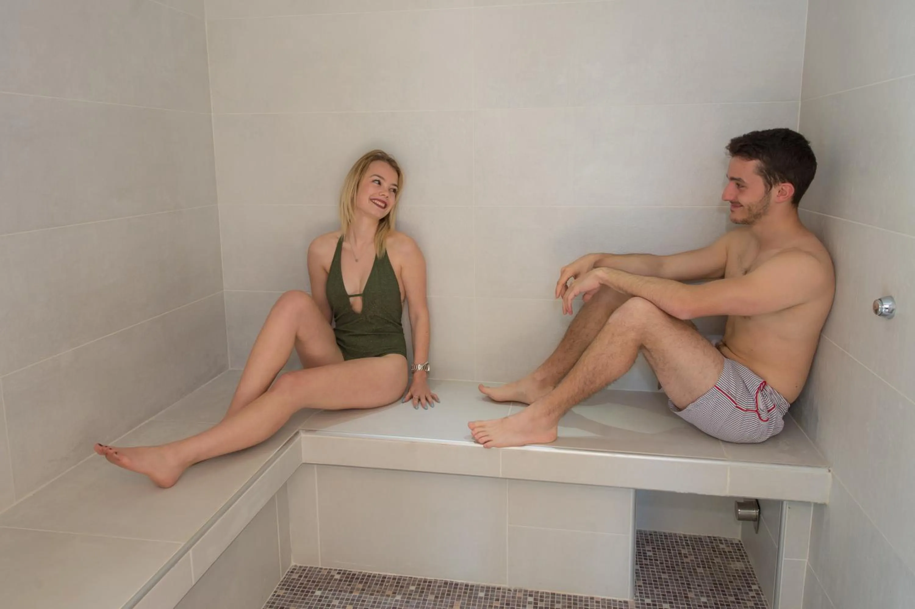 Sauna in Les Carmes and spa