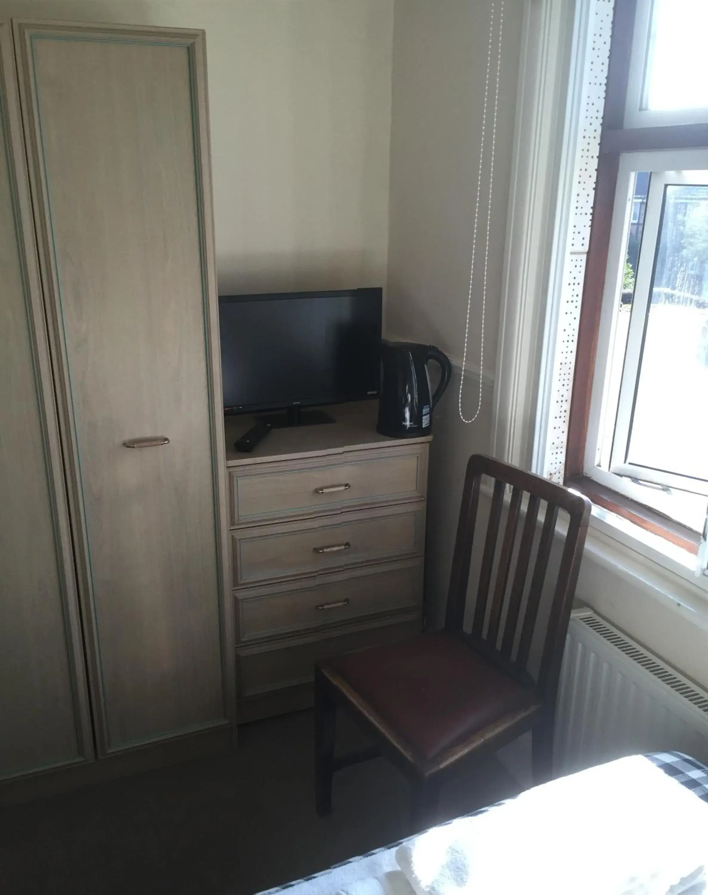 Bedroom, Bed in Colnbrook Lodge Guest House Bedroom, Bed in Colnbrook Lodge Guest House