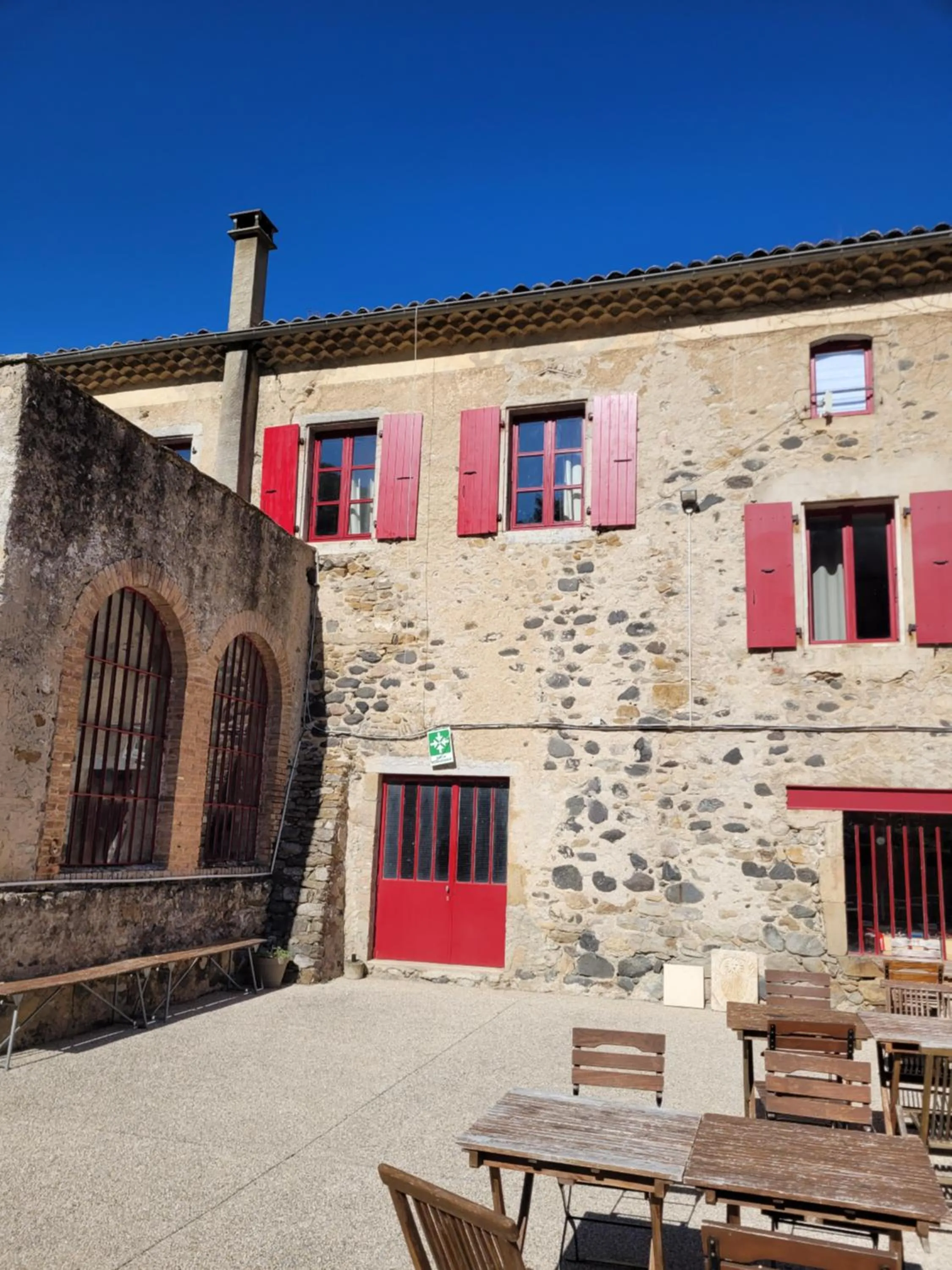 Property building in Le Moulin D'onclaire Camping et chambres d'hôtes