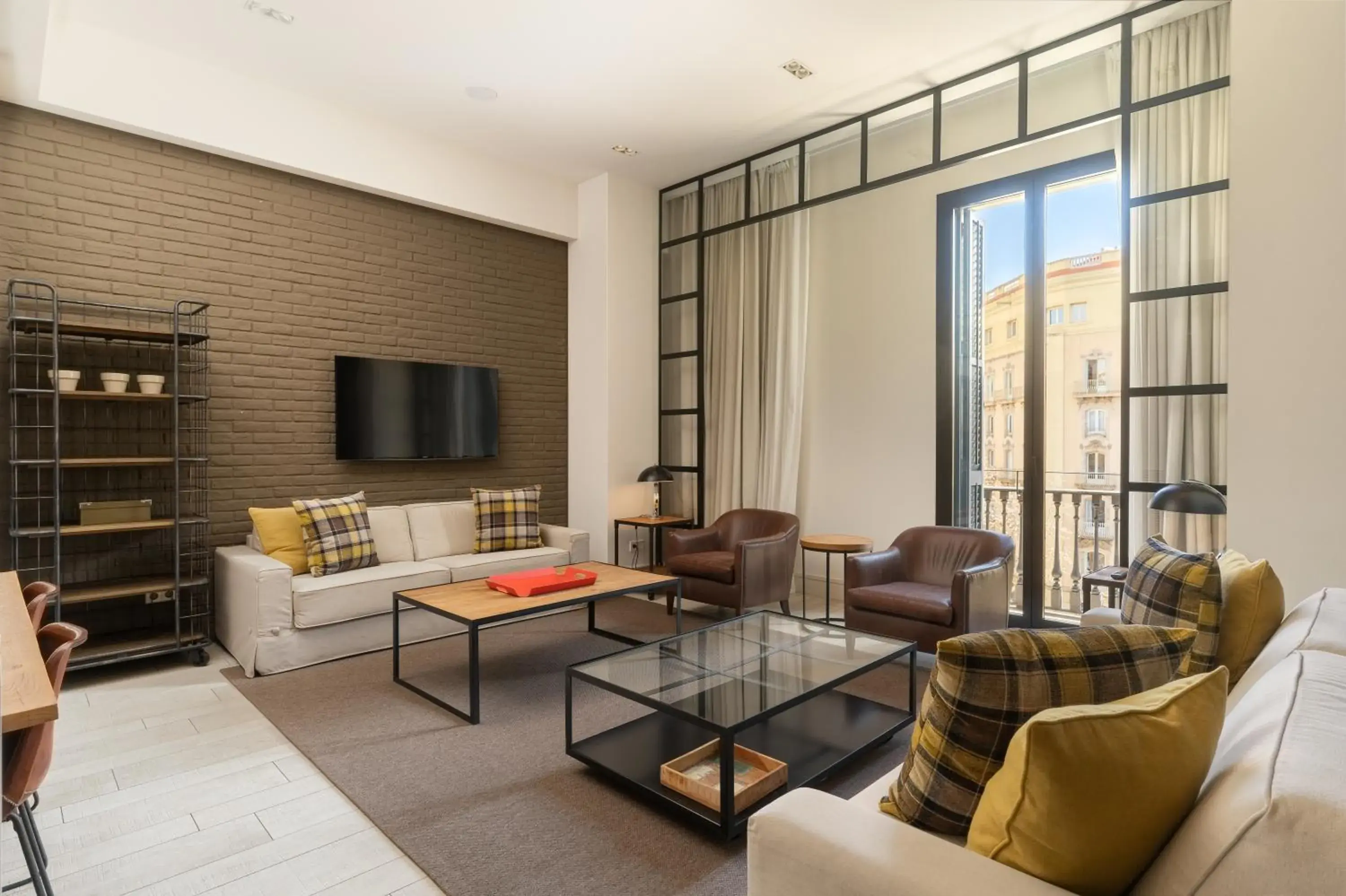 Living room in Midtown Apartments Living room in Midtown Apartments