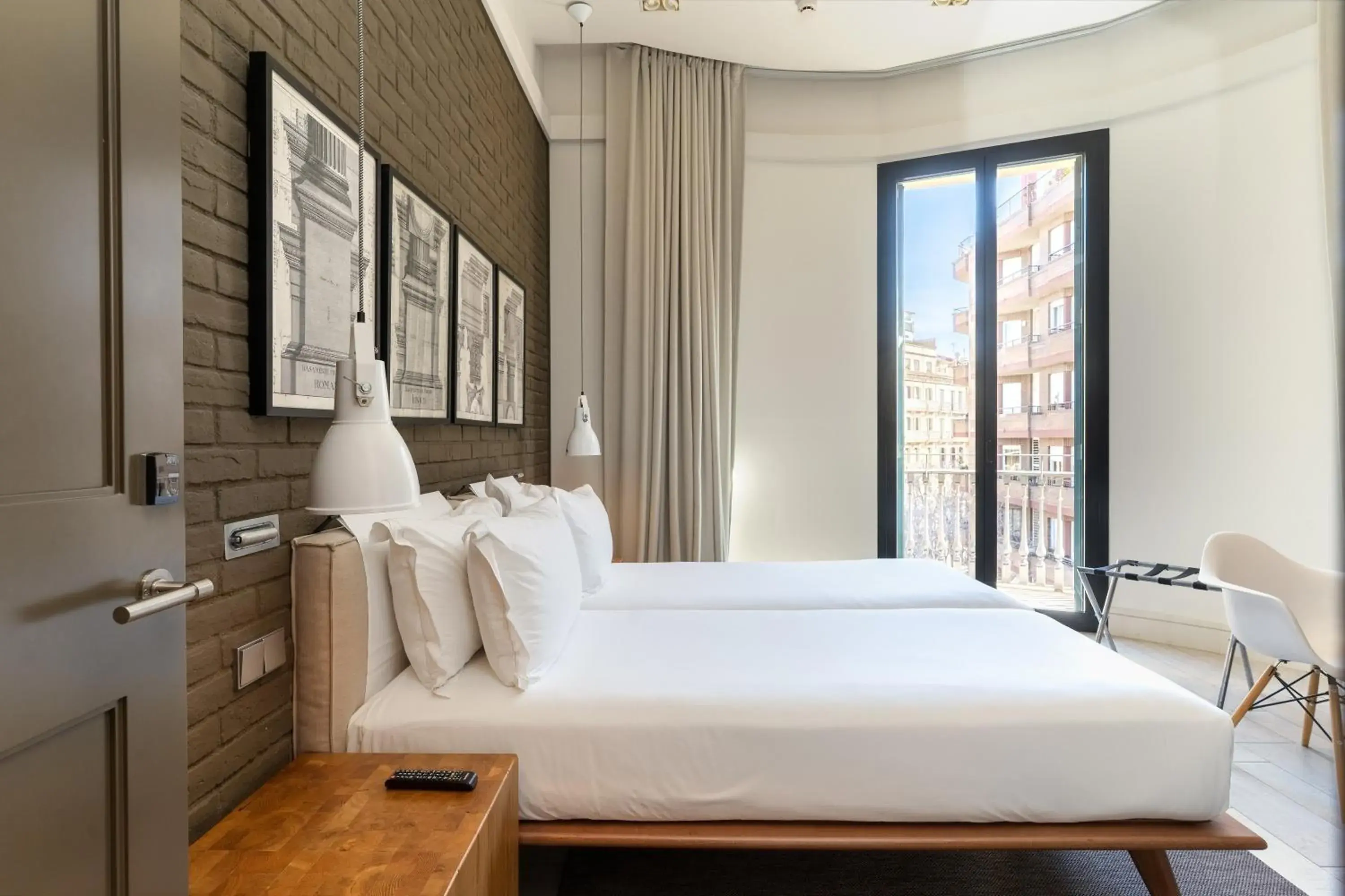 Bedroom, Bed in Midtown Apartments Bedroom, Bed in Midtown Apartments