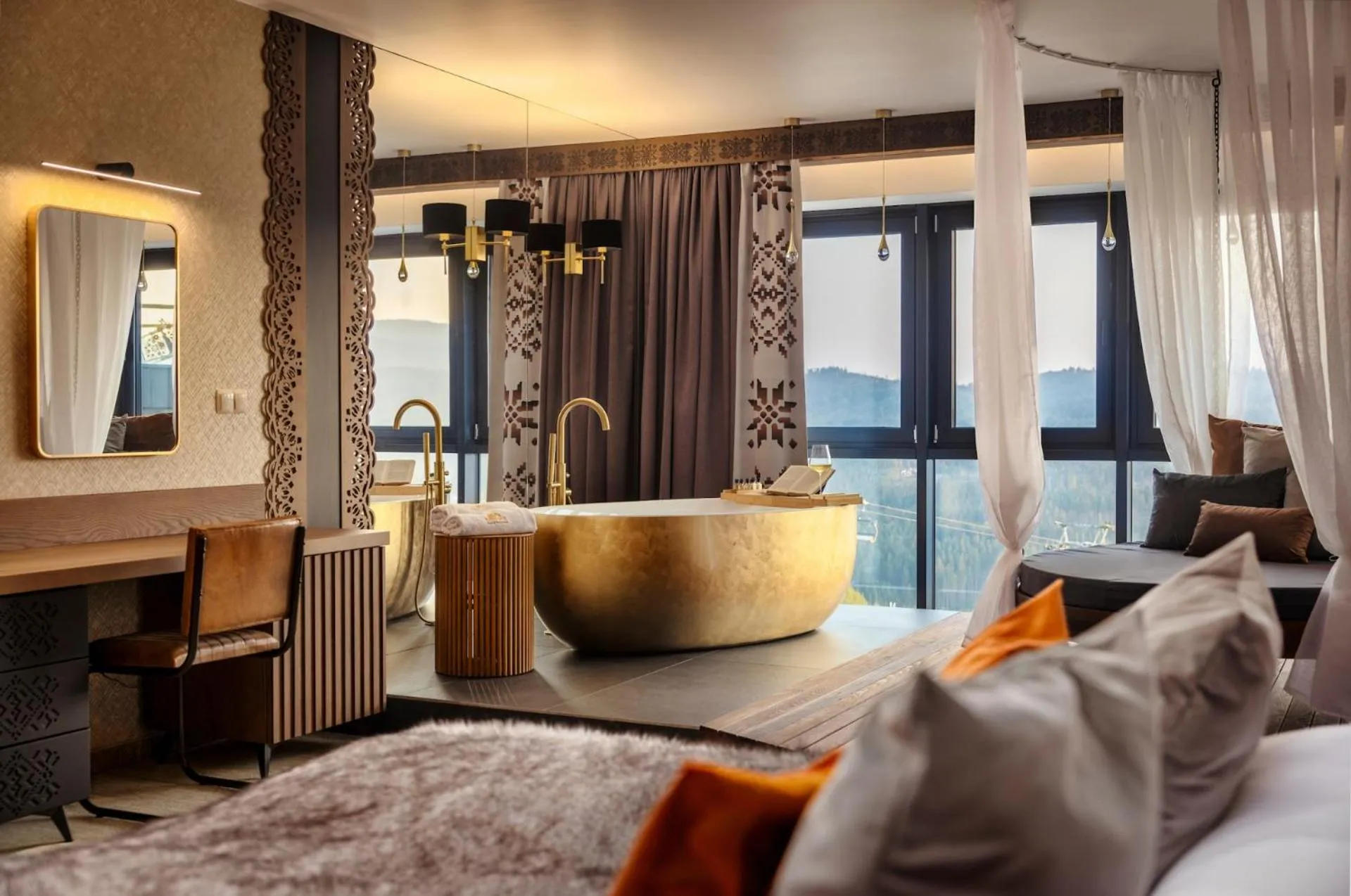 Bed in Złoty Groń Resort & Spa