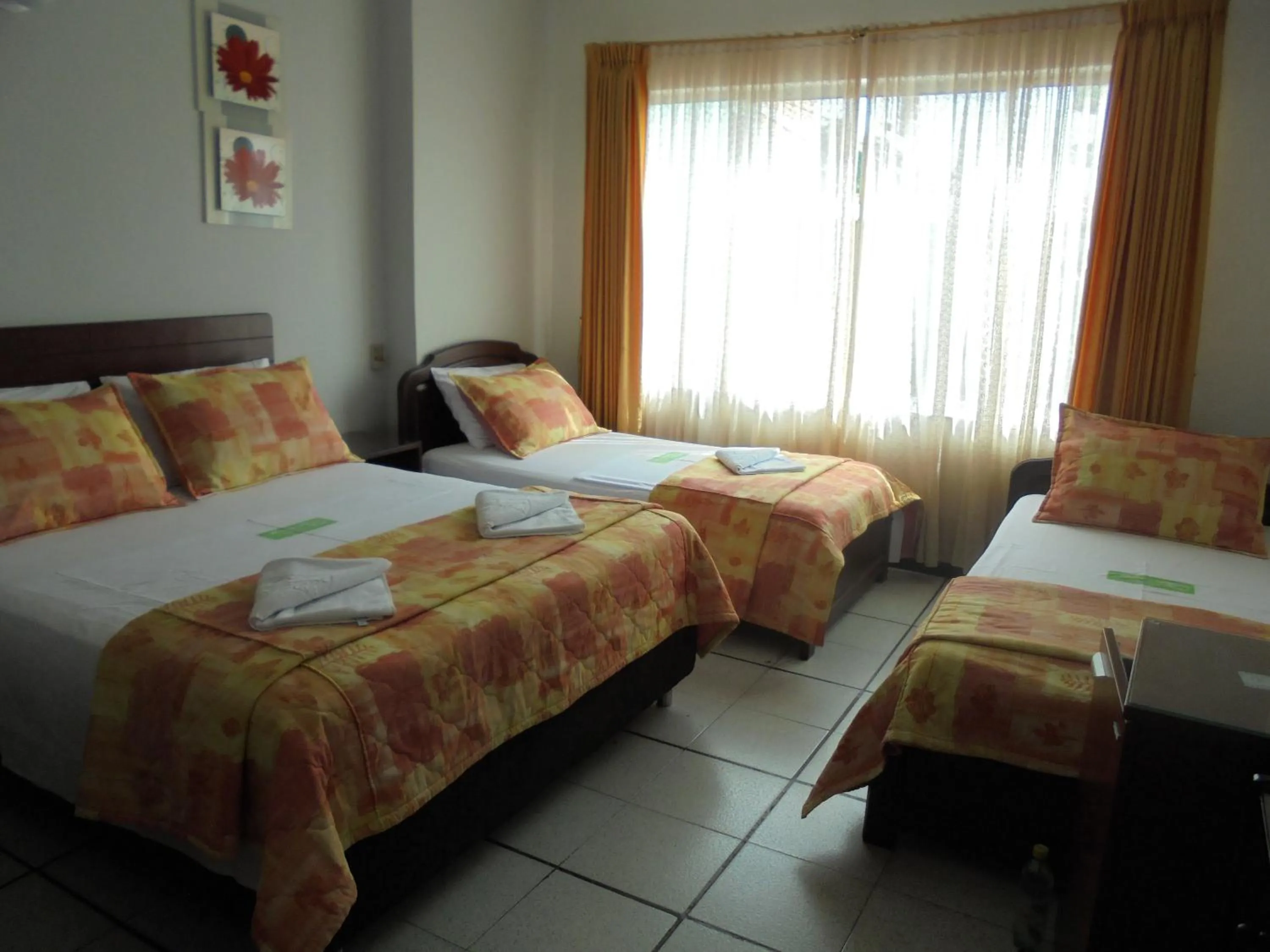 Photo of the whole room, Bed in Hotel Marux Plaza
