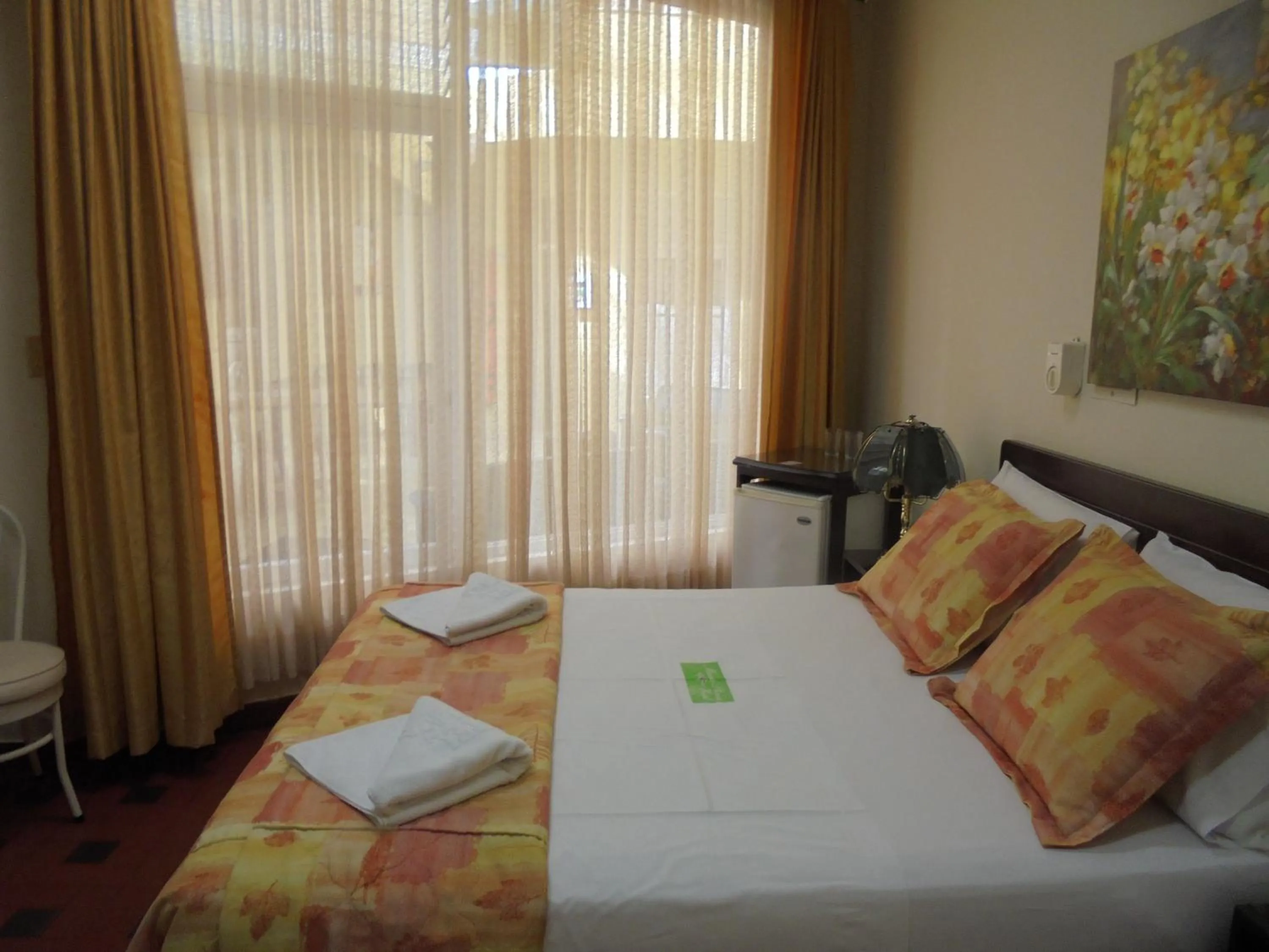 Bed in Hotel Marux Plaza