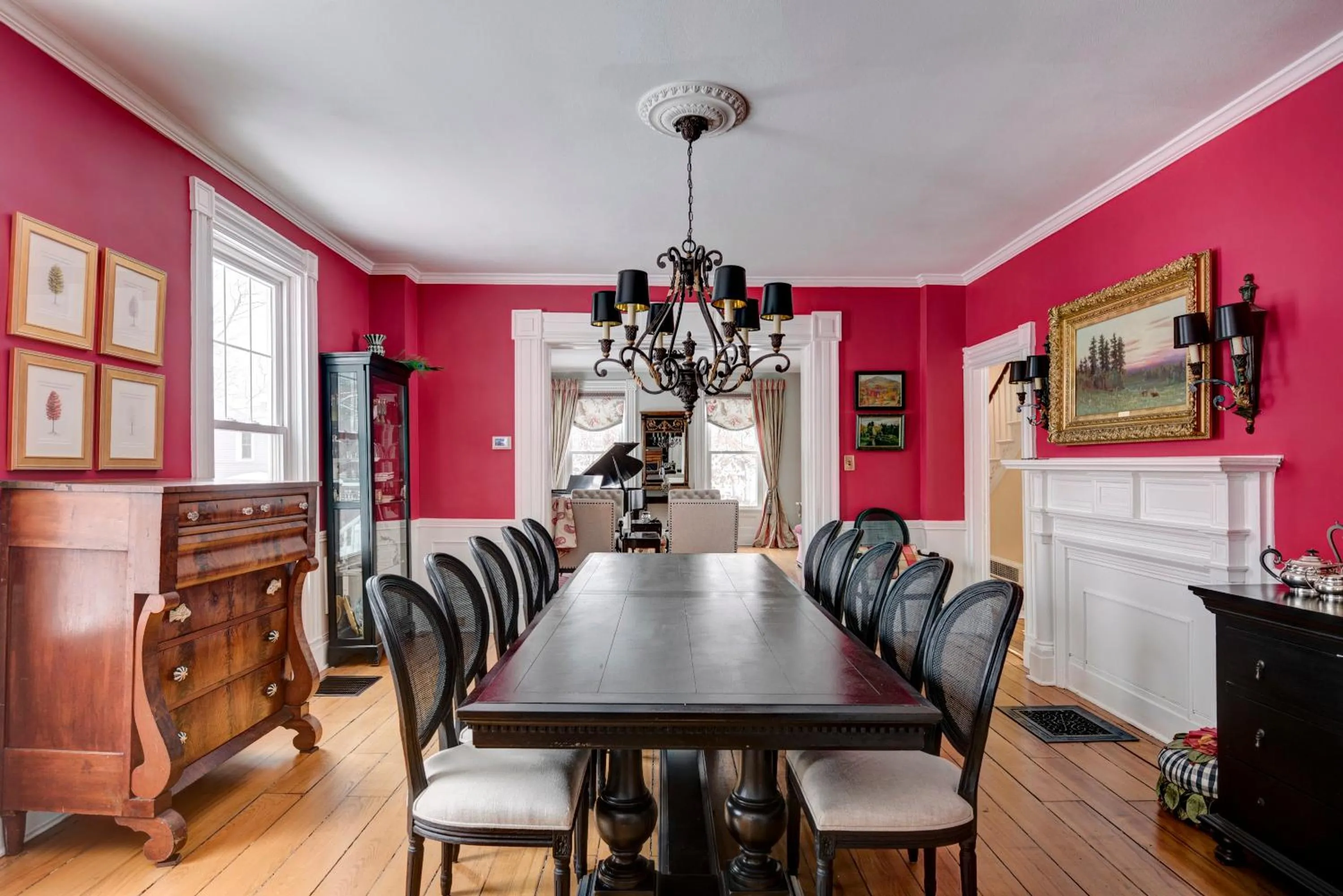Dining area in 34 State "Historic Luxury Suites" Skaneateles
