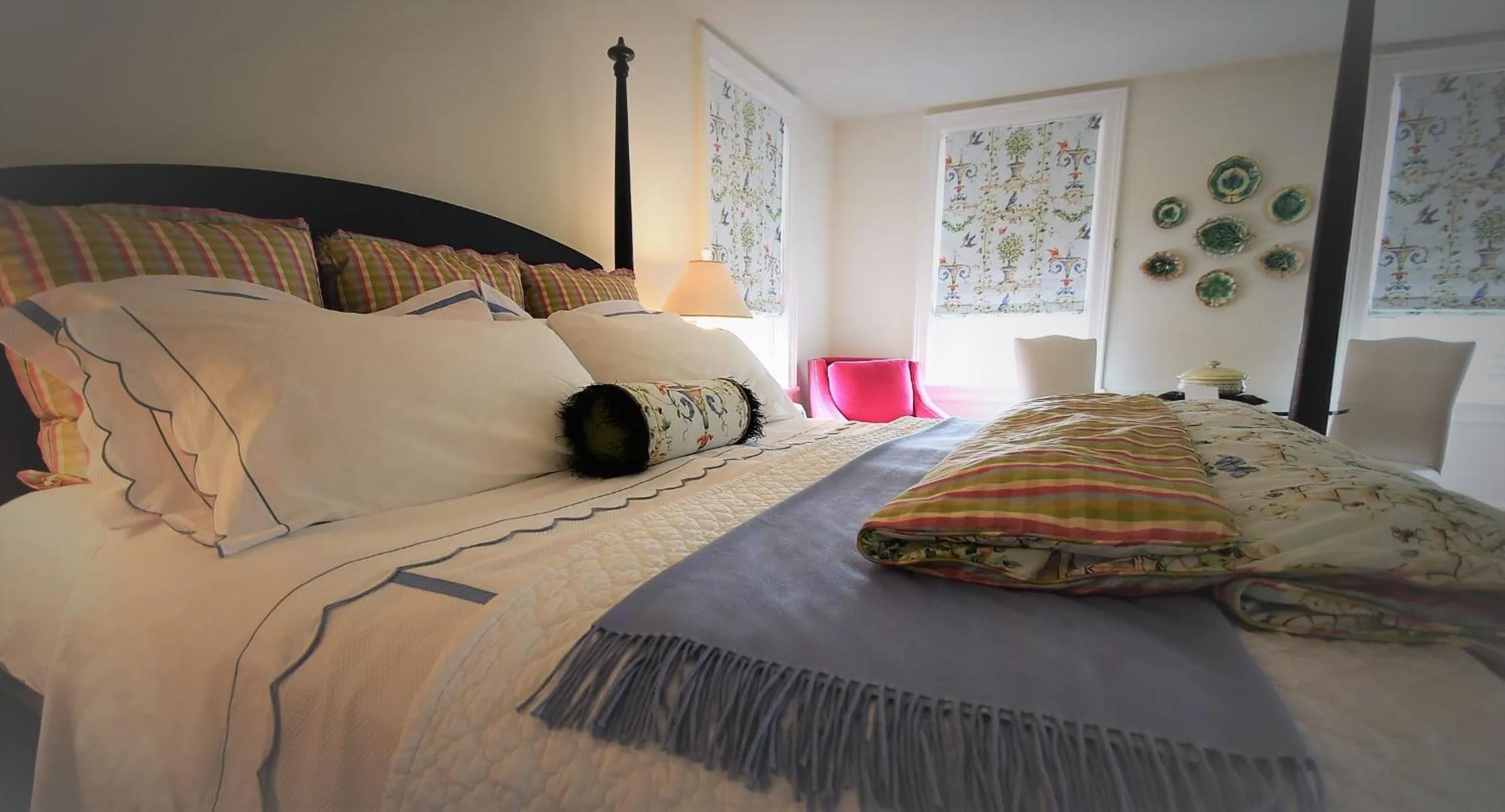 Bed in 34 State "Historic Luxury Suites" Skaneateles