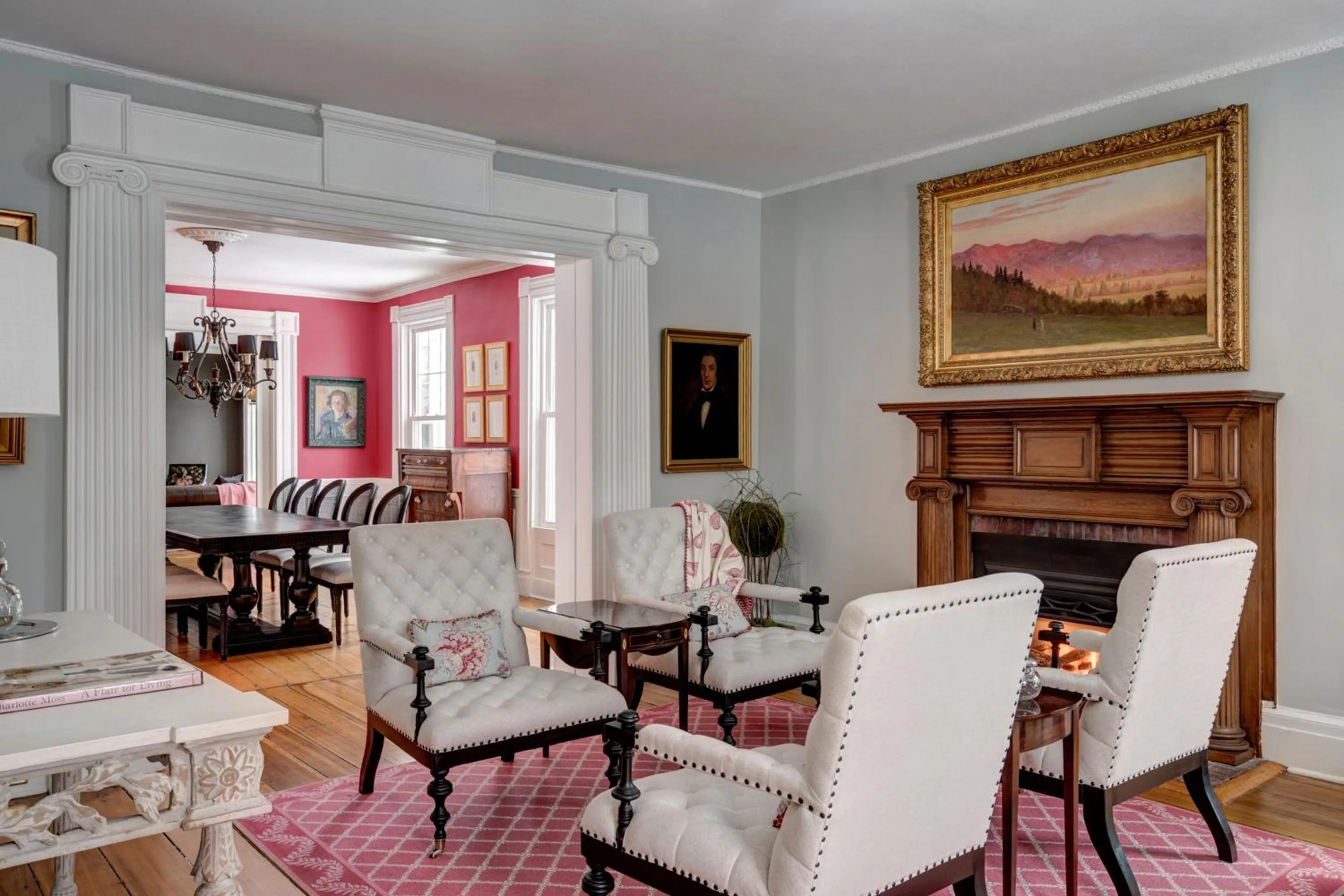 Communal lounge/ TV room in 34 State "Historic Luxury Suites" Skaneateles