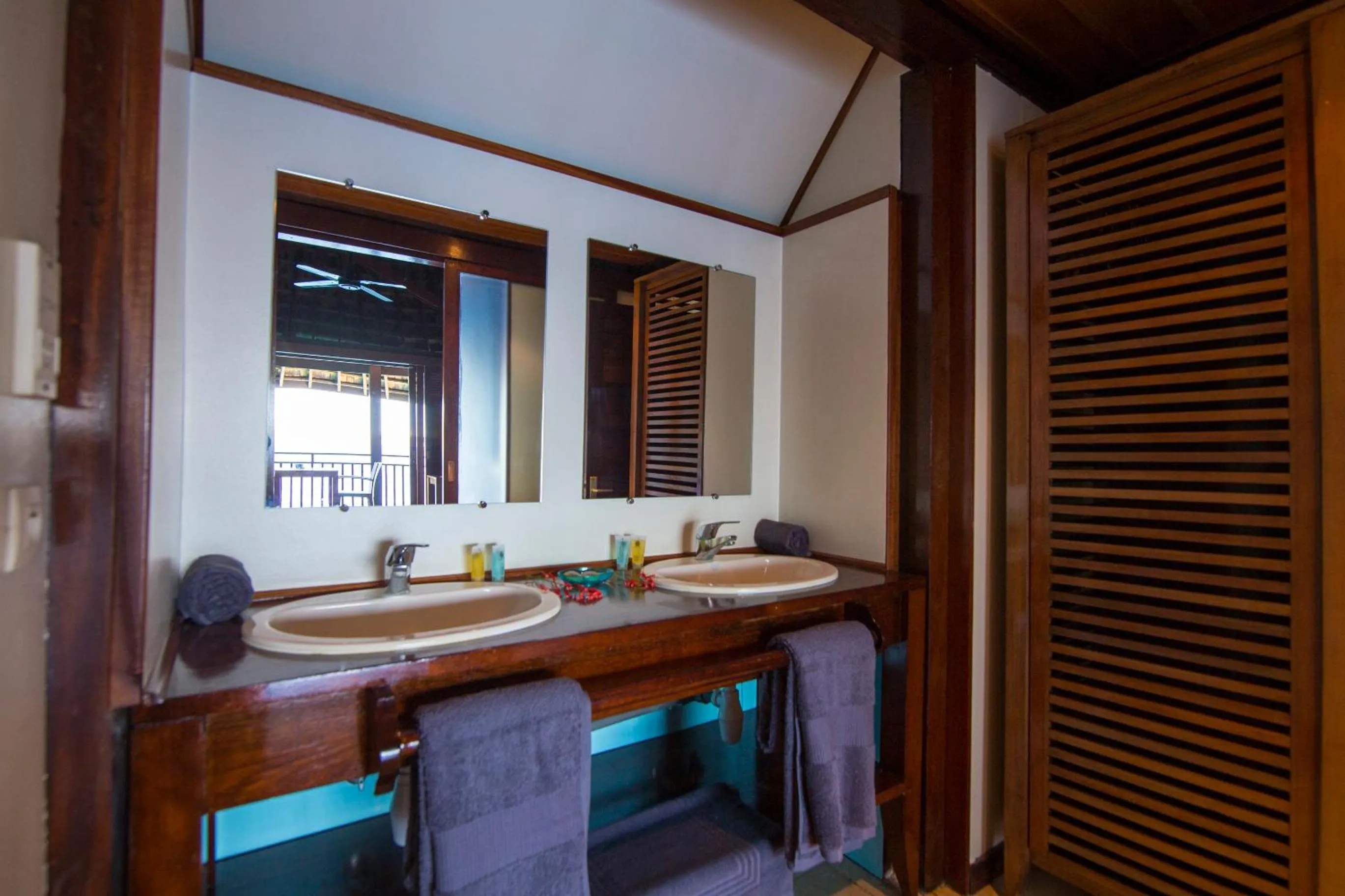 Bathroom in Oa Oa Lodge