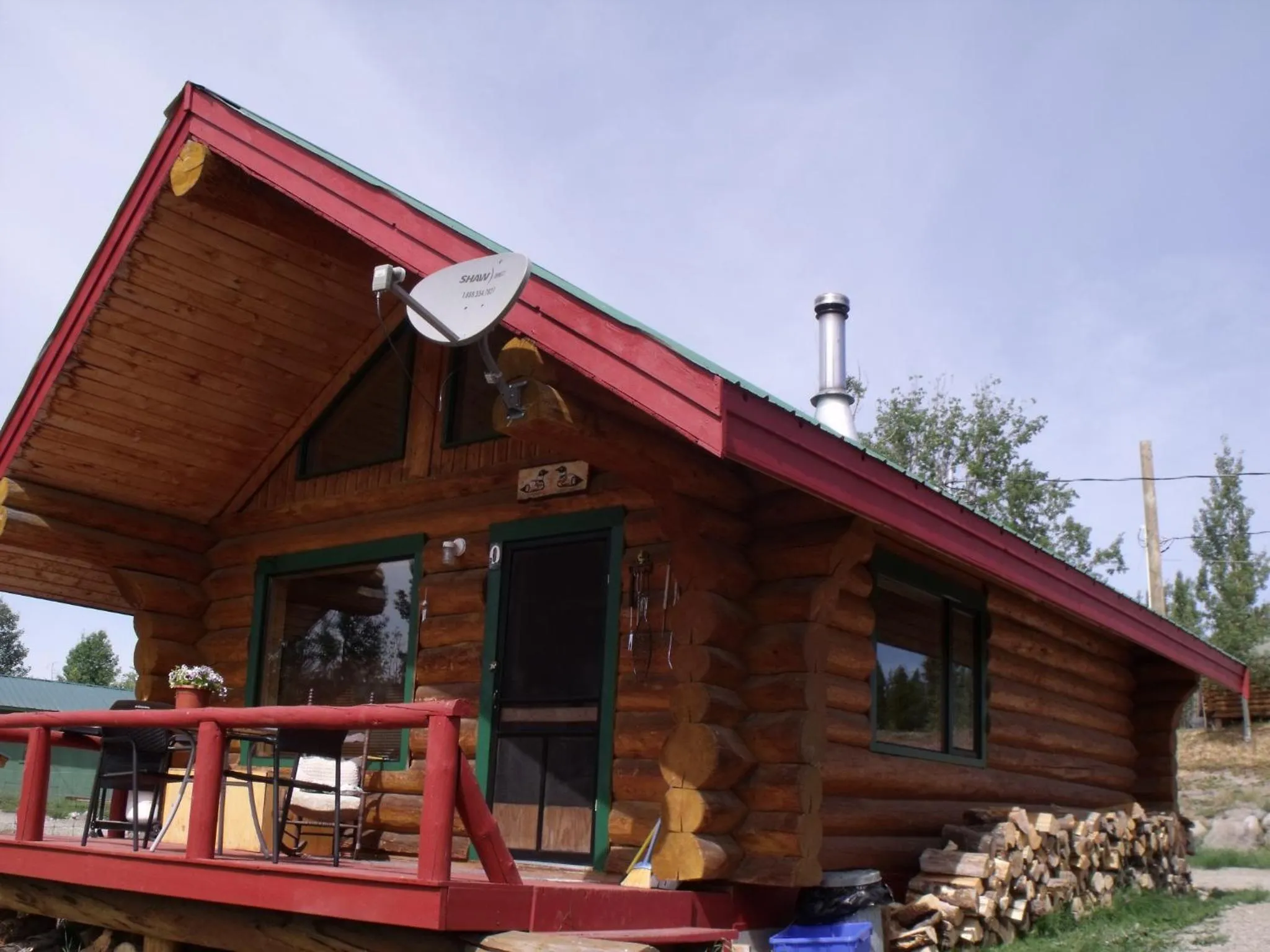 Property building in Nimpo Lake Resort