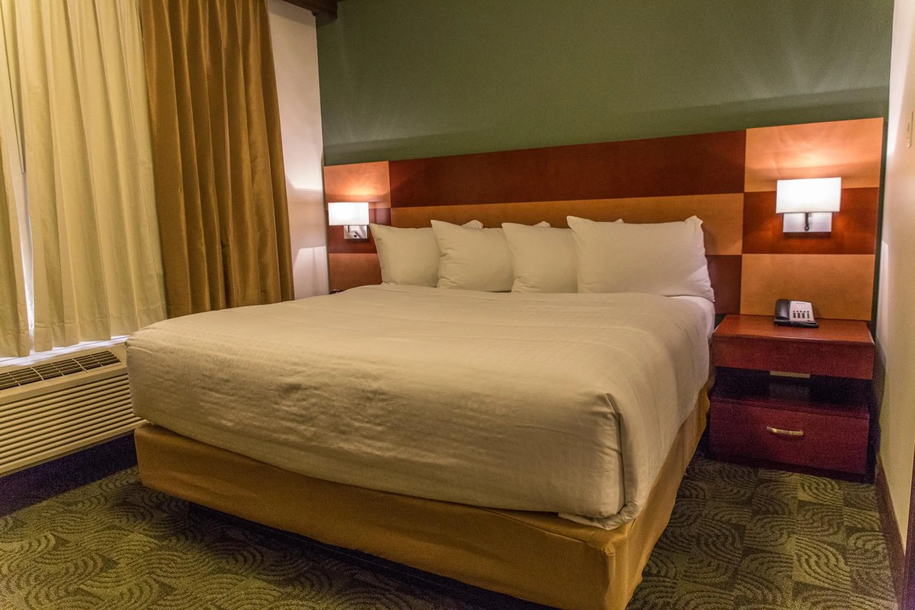 Bed in Chateau Nova Peace River