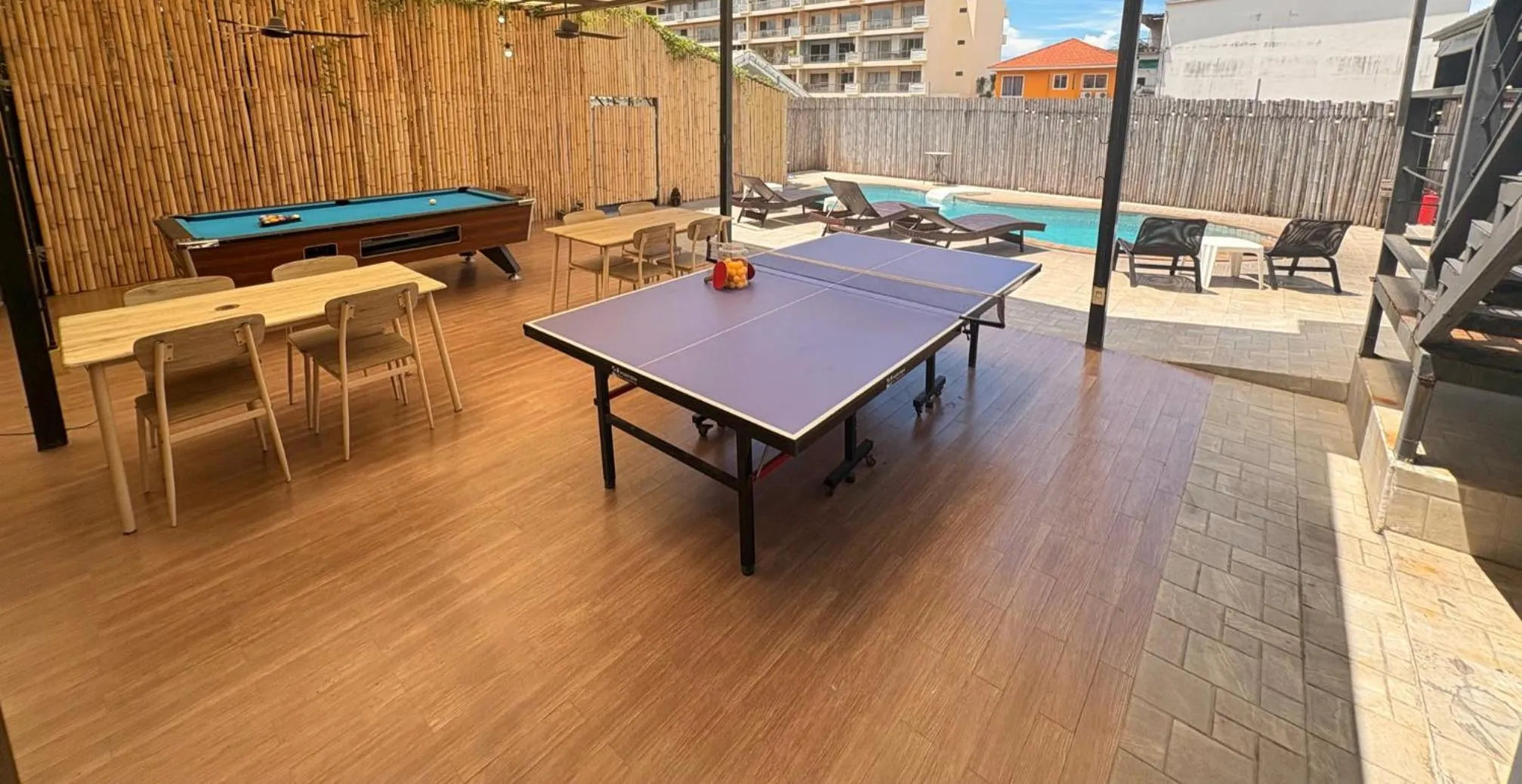 Table tennis in 1715 House - White Rhino