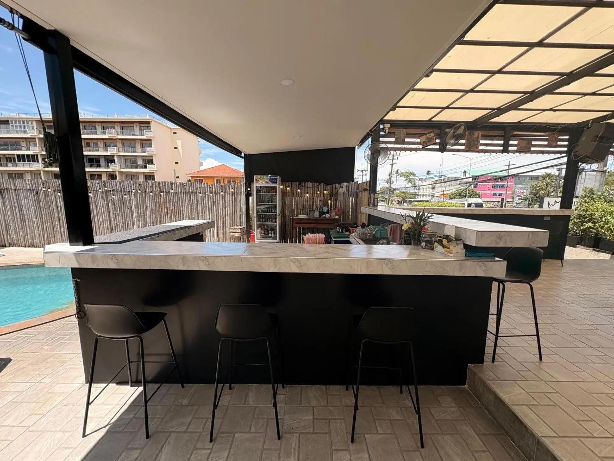 Lounge or bar in 1715 House - White Rhino Lounge or bar in 1715 House - White Rhino