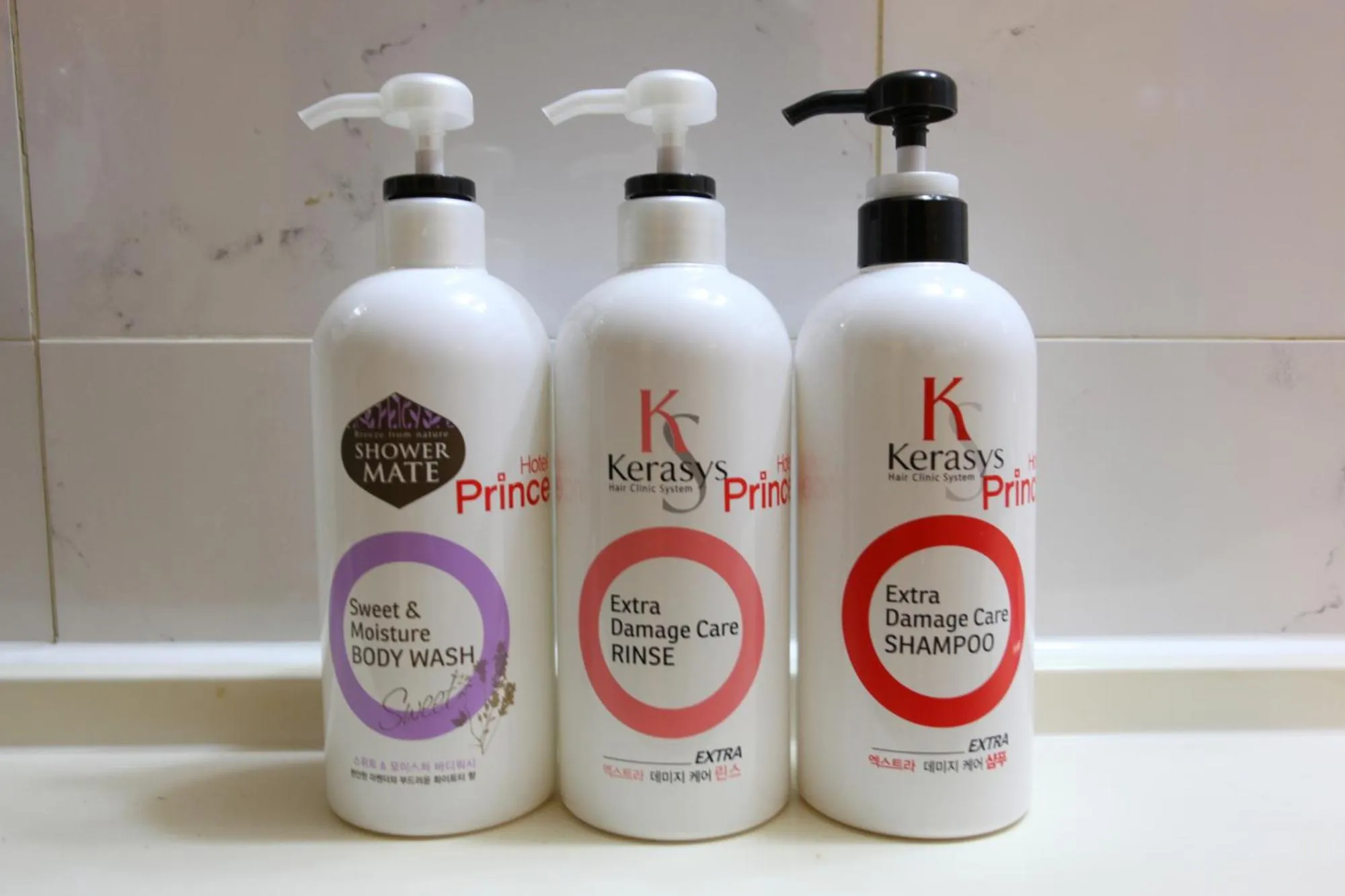 Shower in Prince Hotel