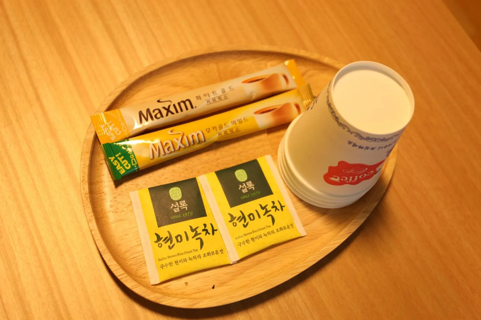 Coffee/tea facilities in Prince Hotel