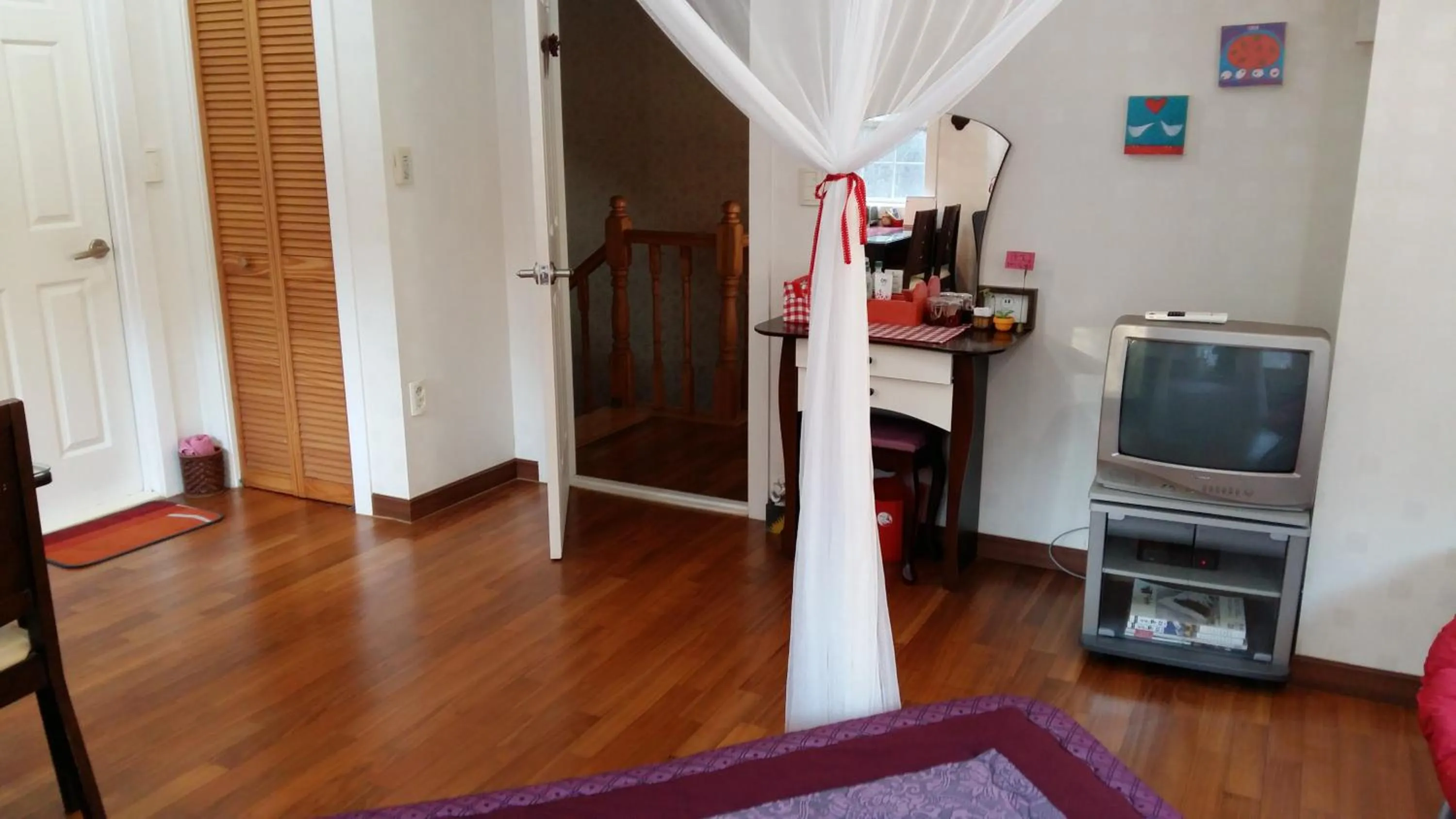 Decorative detail in Fermata Pension