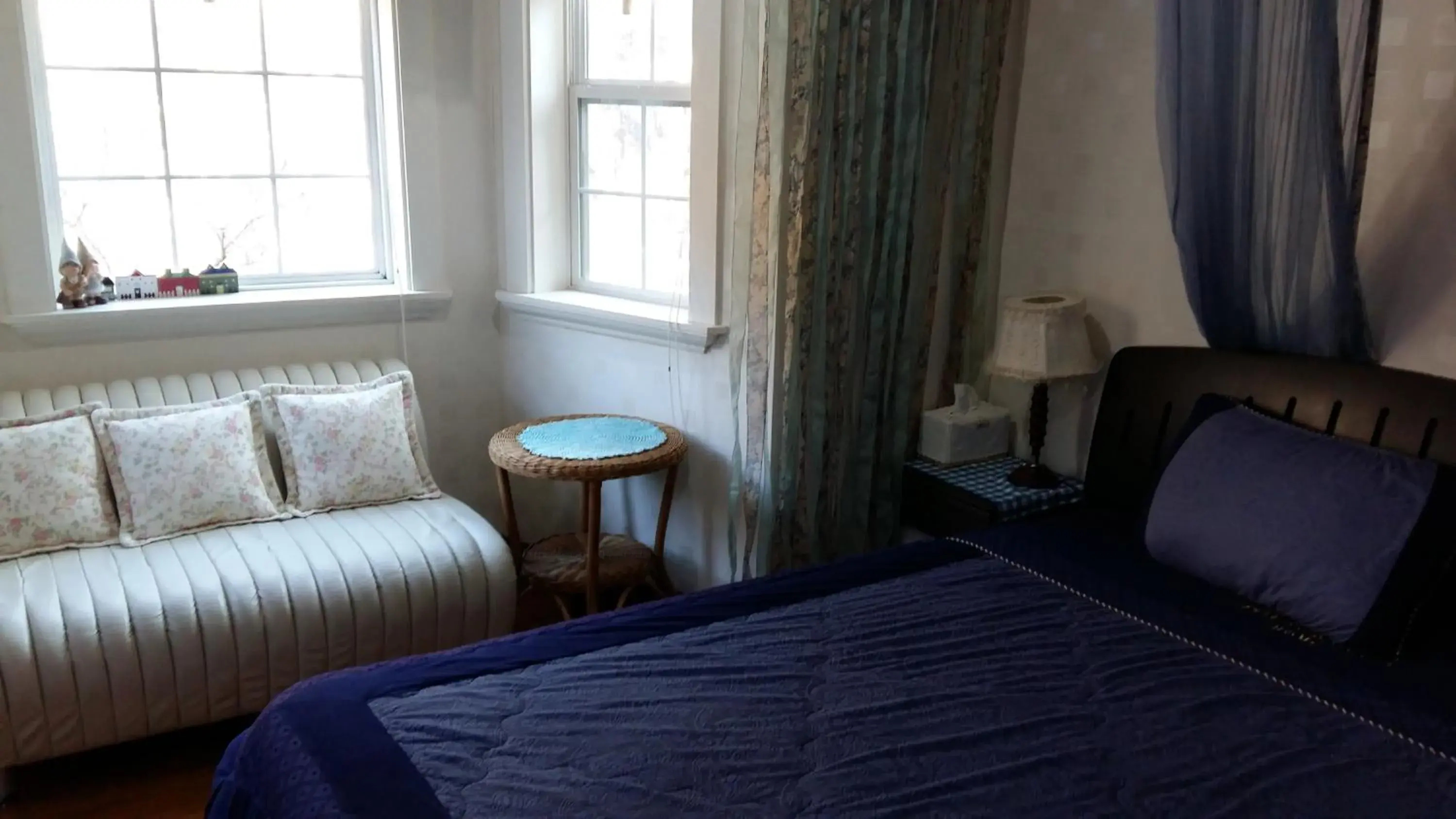 Day, Bed in Fermata Pension Day, Bed in Fermata Pension