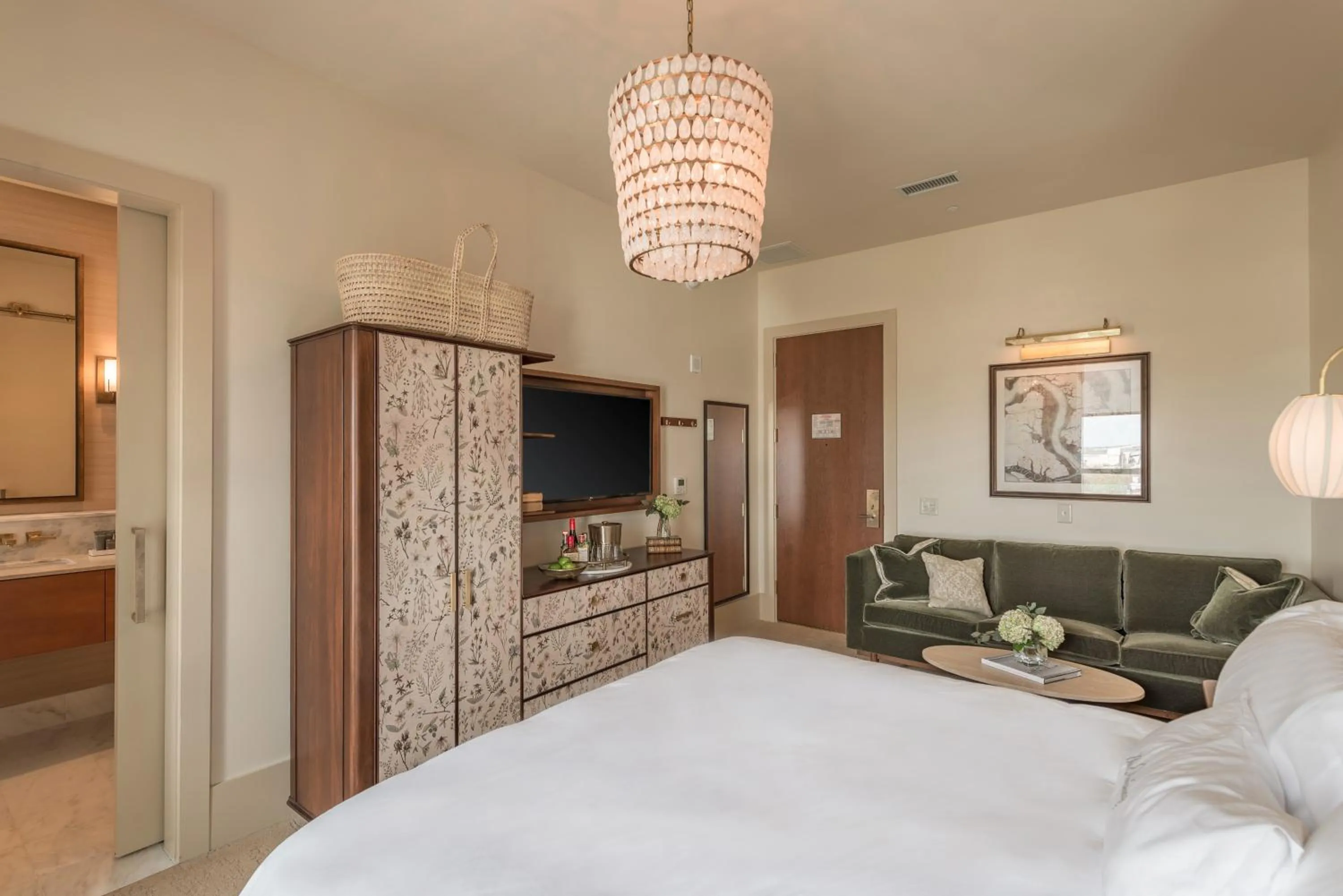 Photo of the whole room, Bed in The Dewberry Charleston