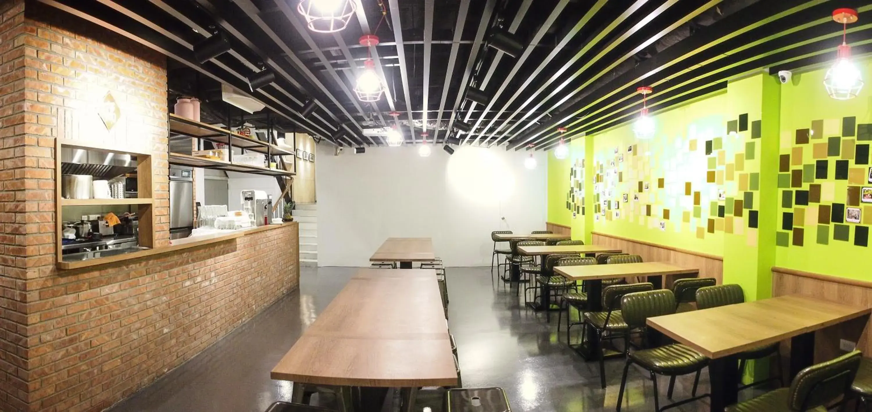 Restaurant/places to eat in Energy Inn Restaurant/places to eat in Energy Inn