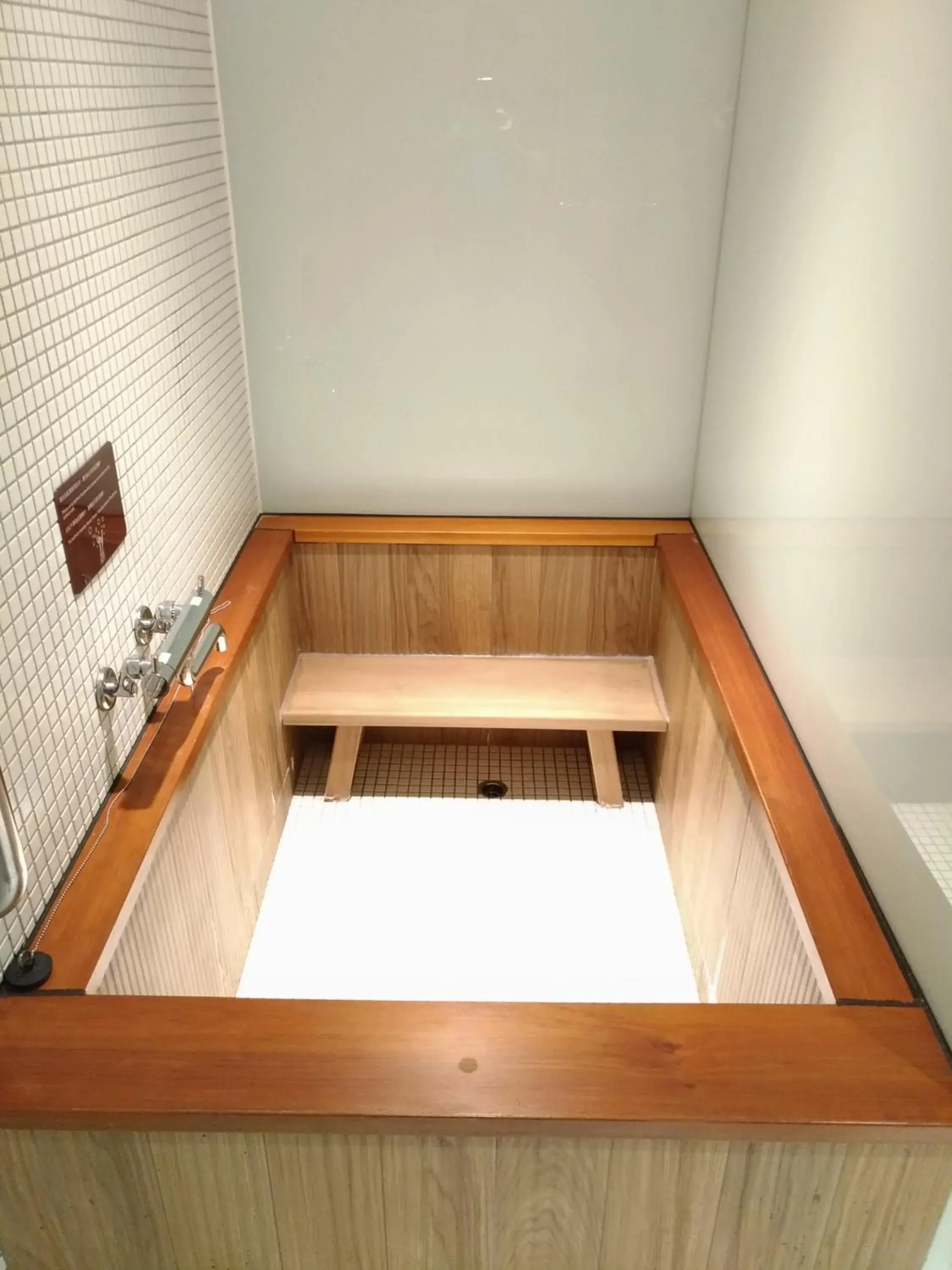 Property building, Bed in Energy Inn Property building, Bed in Energy Inn