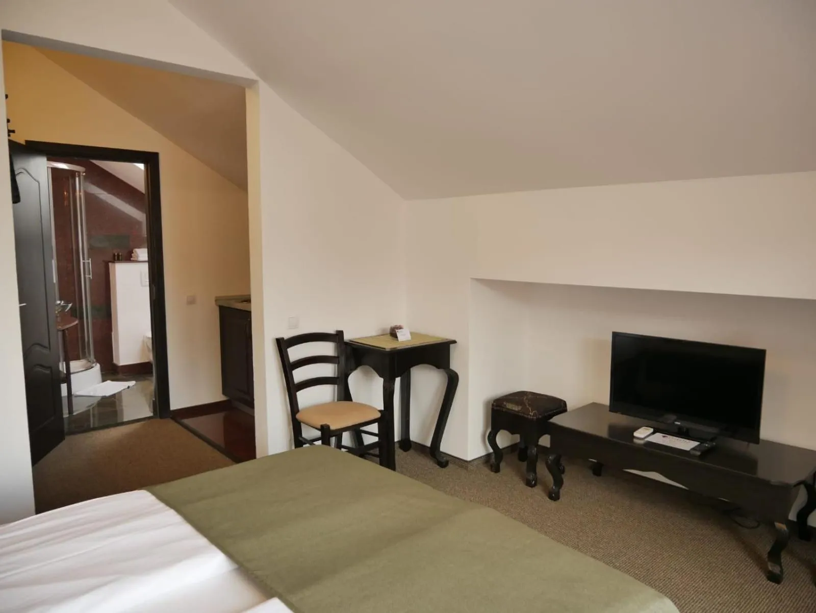 Decorative detail, Bed in Sibiu City Center Apartments