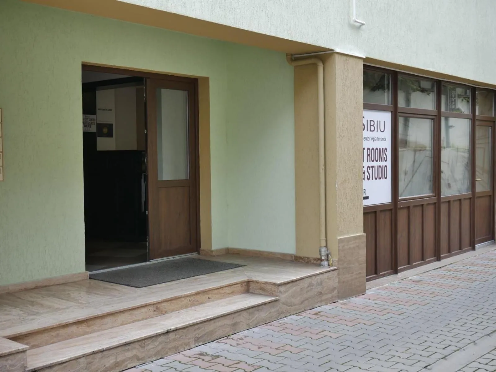 Facade/entrance in Sibiu City Center Apartments