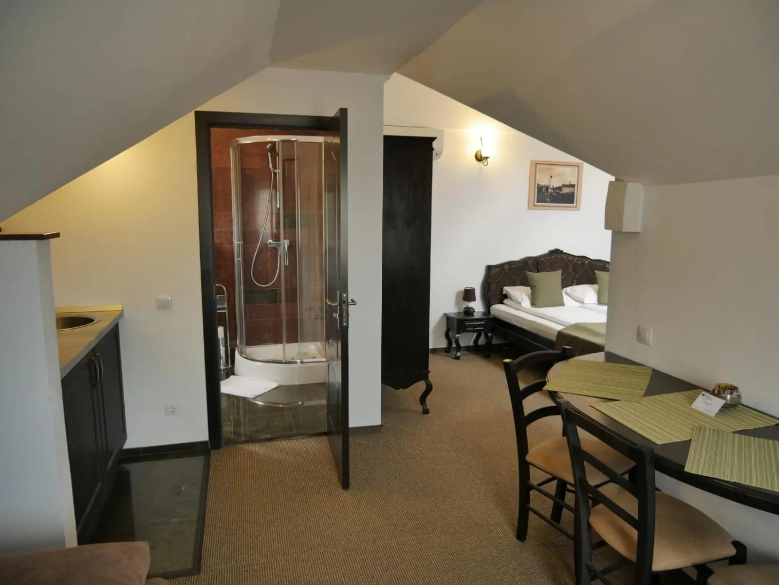 Seating area, Bed in Sibiu City Center Apartments