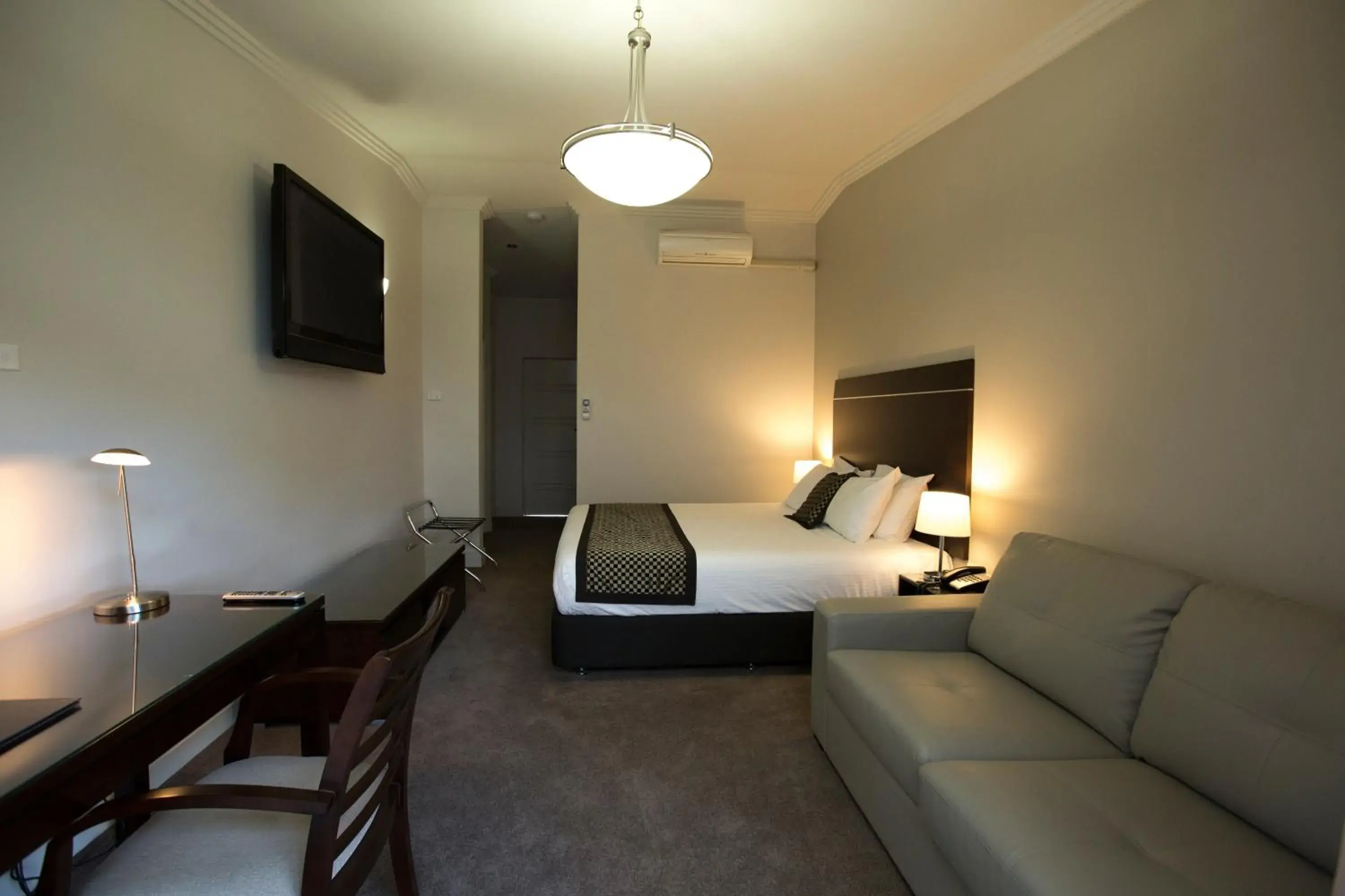 Bed in Southgate Bed in Southgate