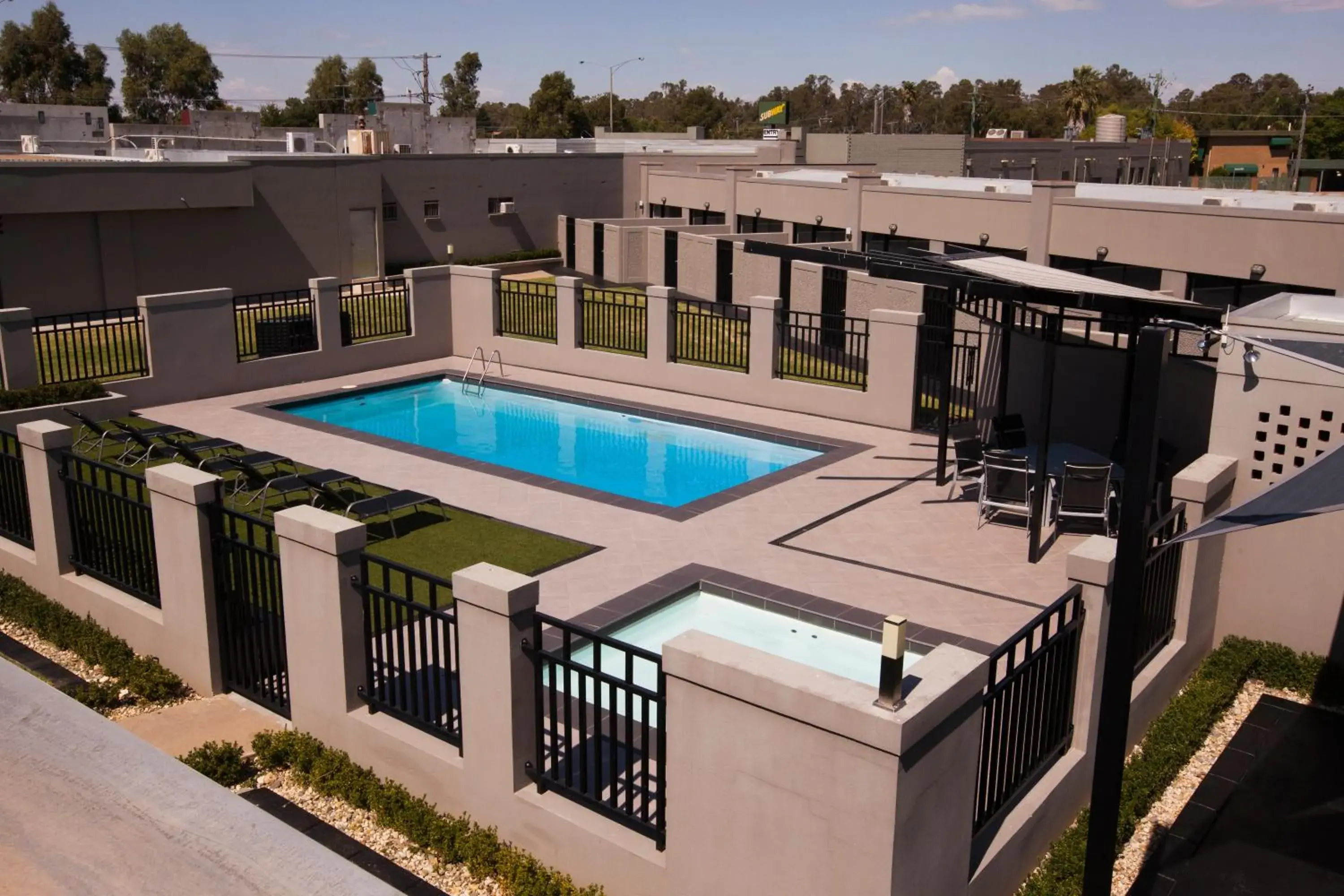 Swimming pool in Southgate Swimming pool in Southgate