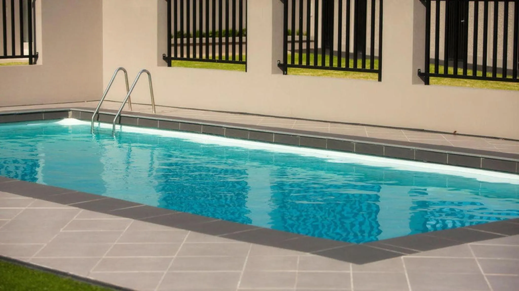 Swimming pool in Southgate