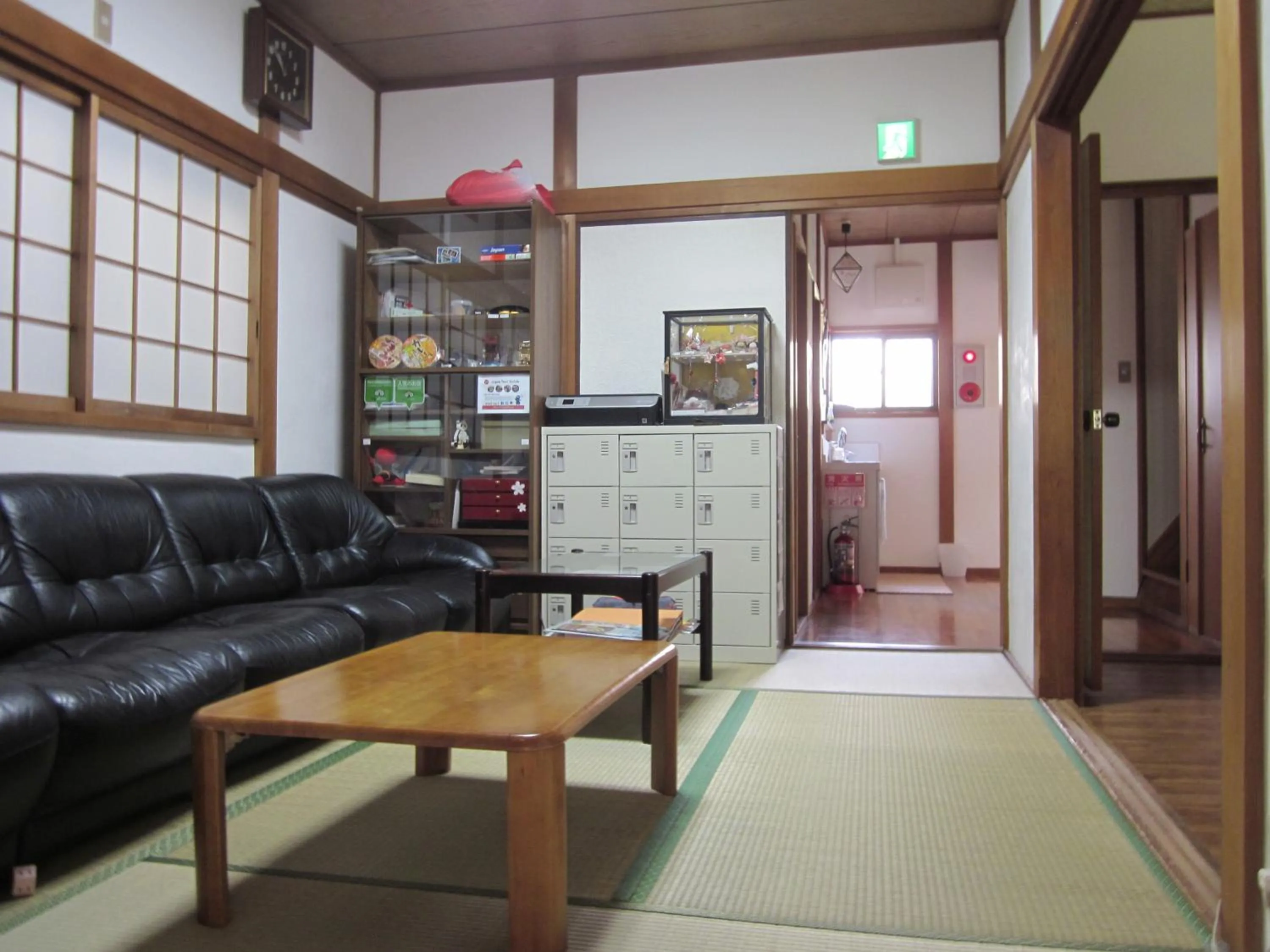 Living room in Enman Guest House Osaka