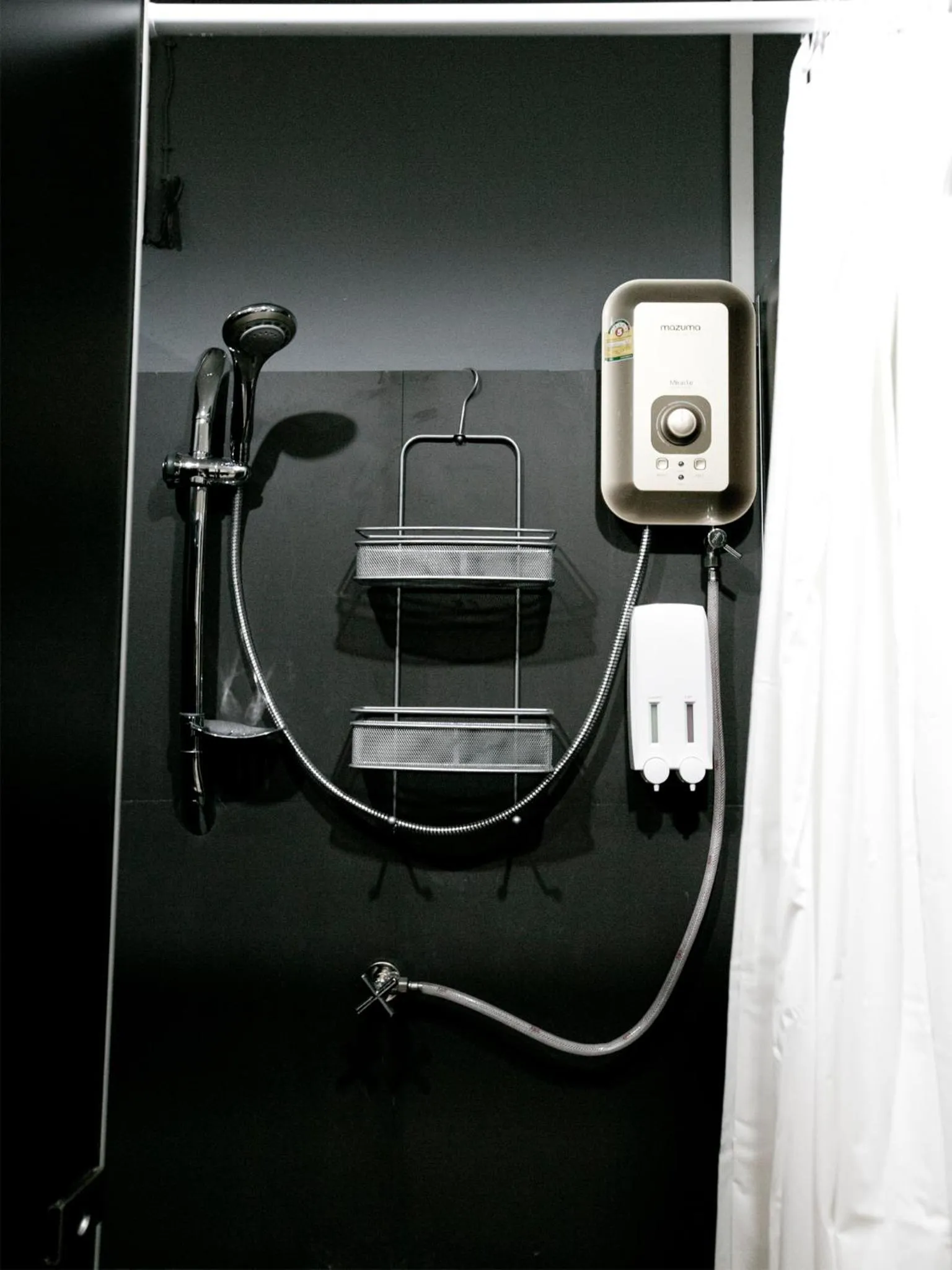 Shower in Sleeping Well Chiangkhong