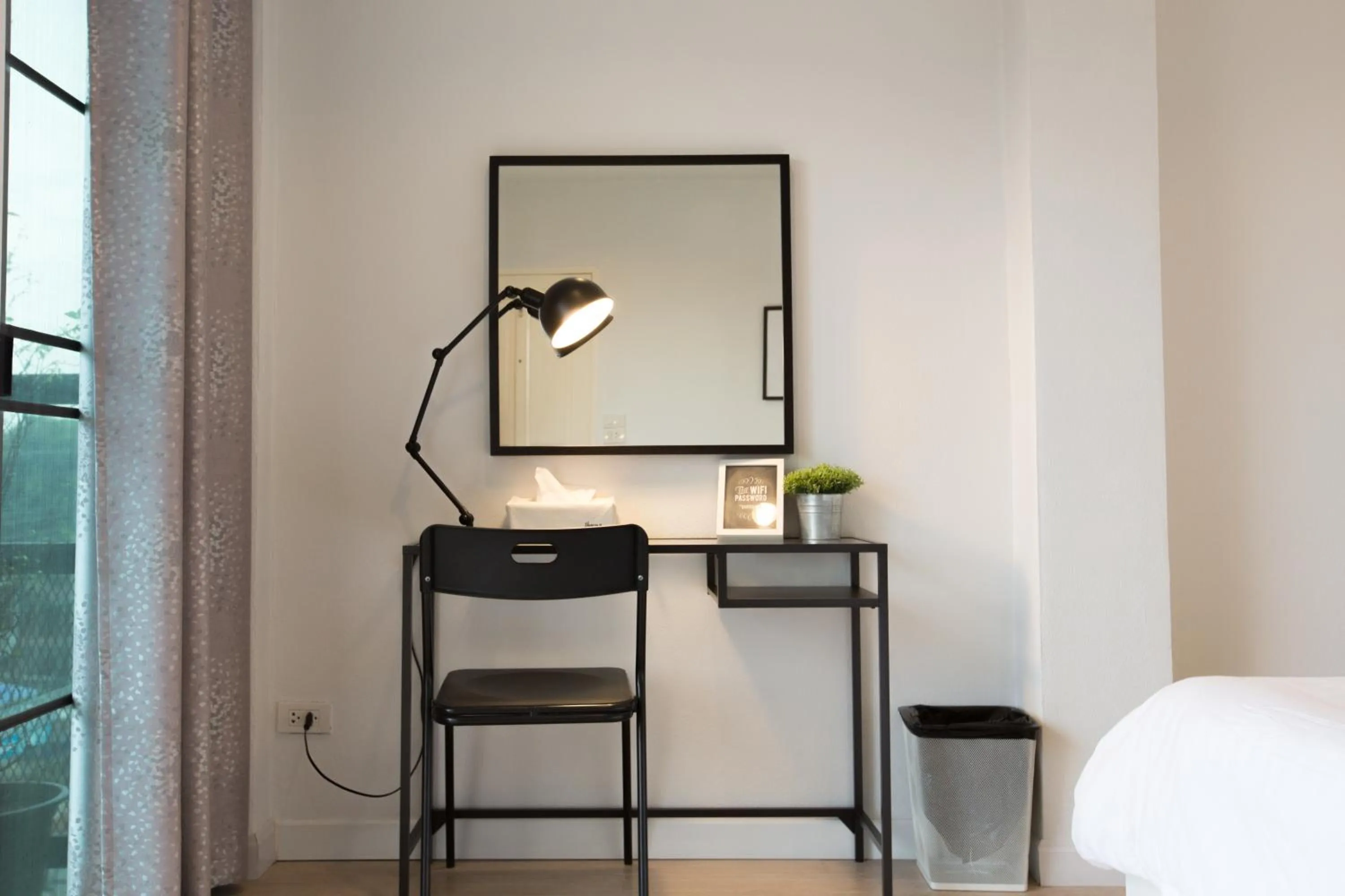 Seating area, Bed in Sleeping Well Chiangkhong