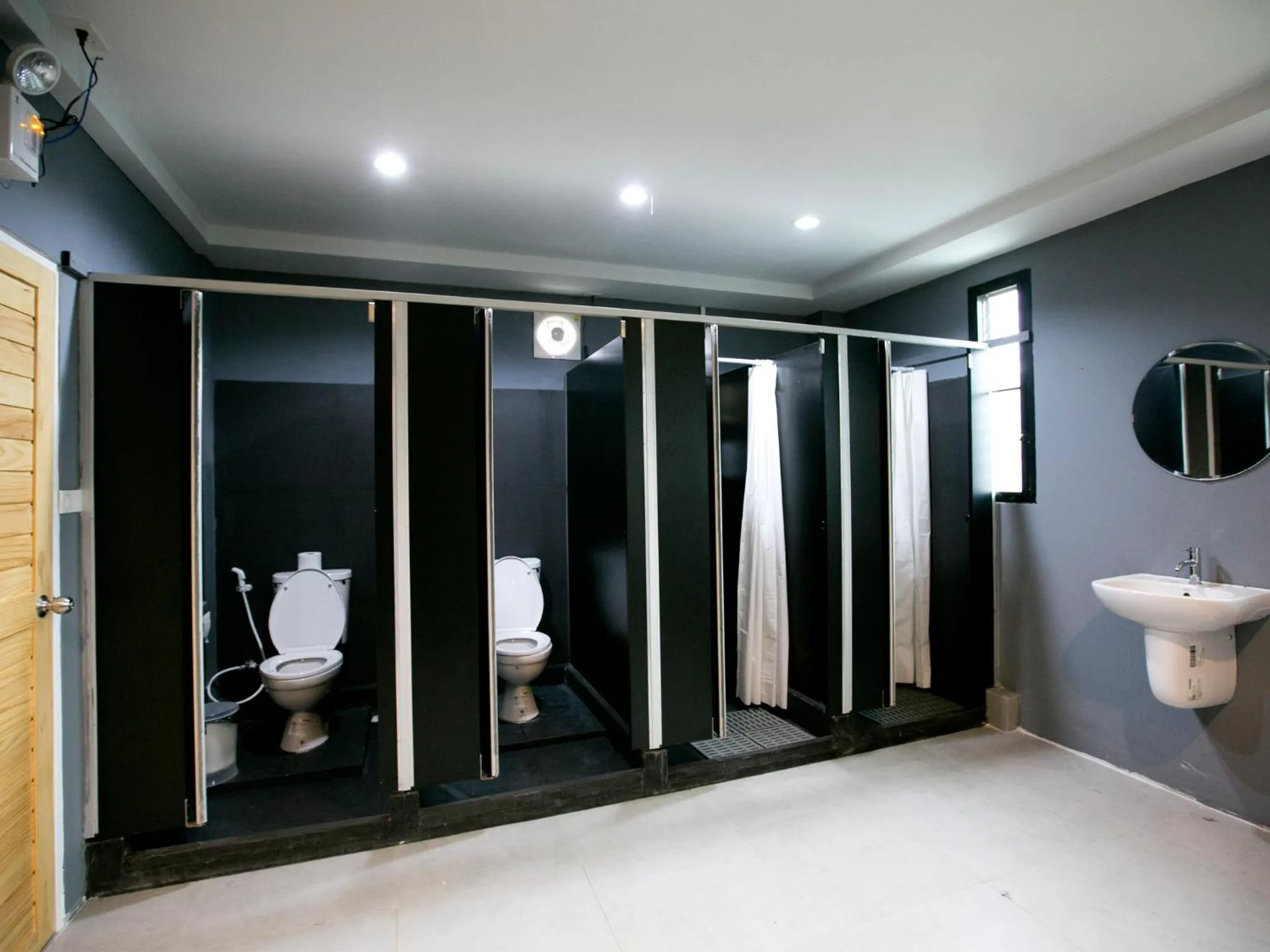 Shower in Sleeping Well Chiangkhong