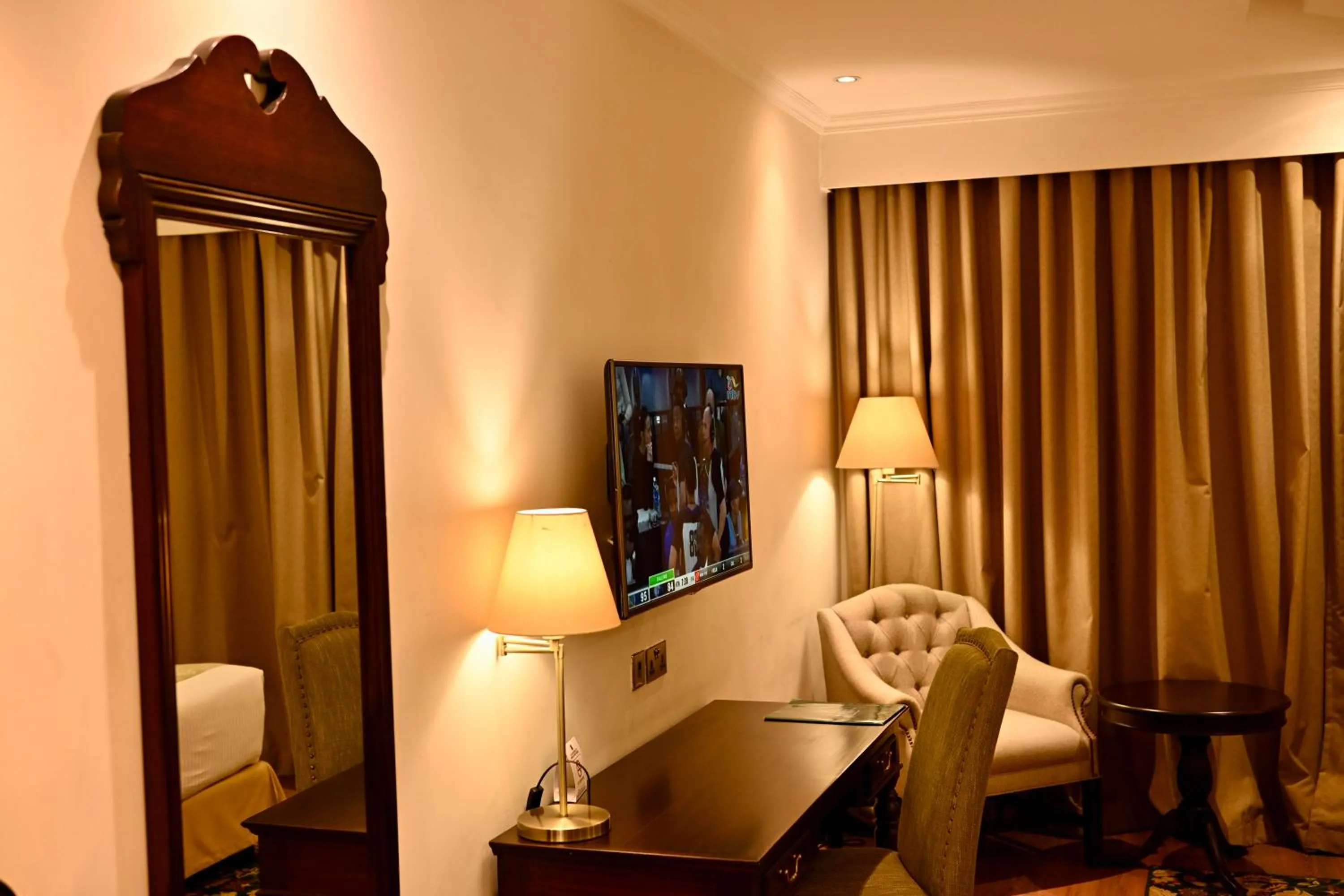 hair dresser in Midland Hotel Nakuru