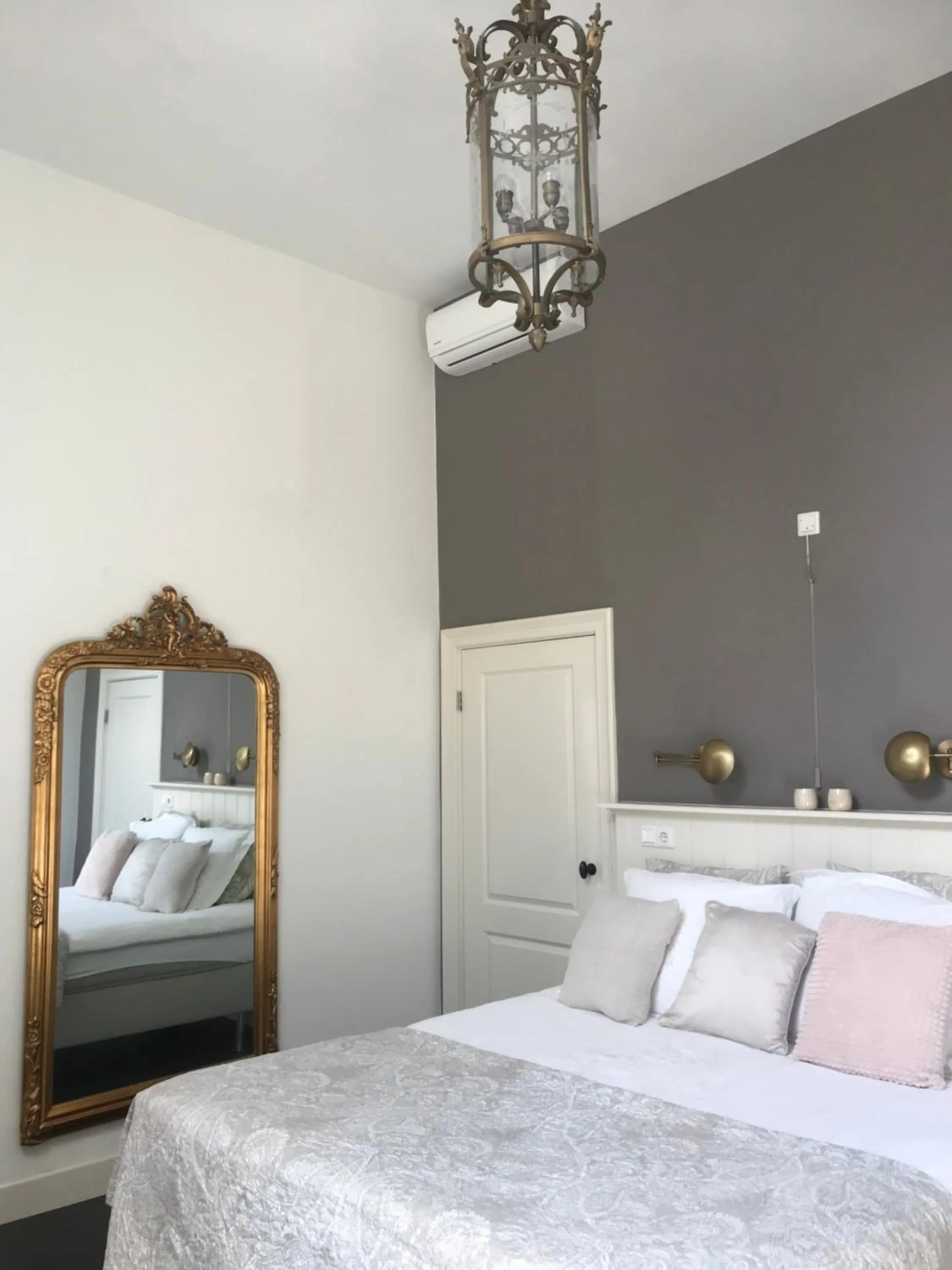 Bed in Bed & Breakfast Diemerbrug