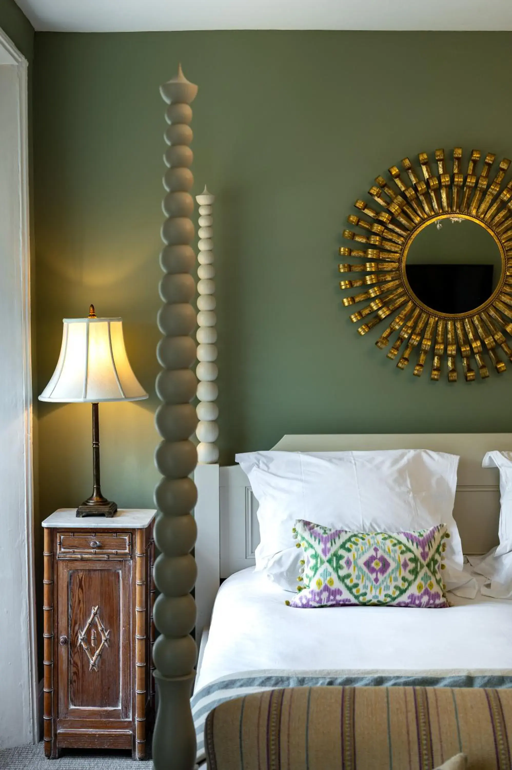 Suite with City View - single occupancy in The Assembly House in central Norwich Suite with City View - single occupancy in The Assembly House in central Norwich