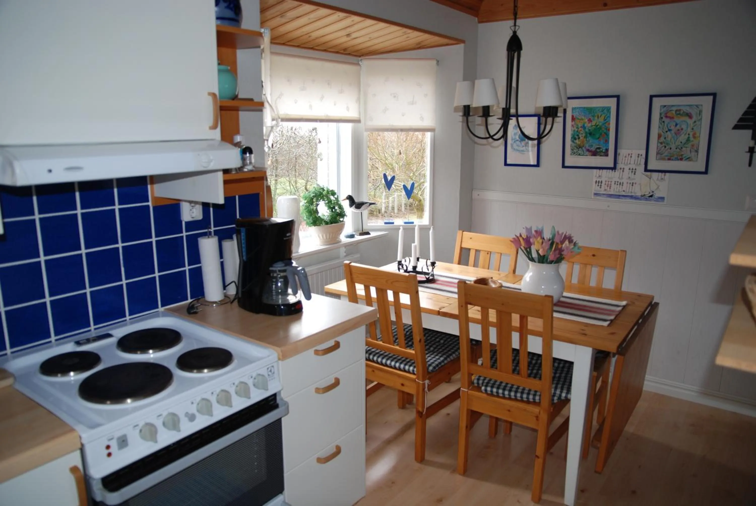 Dining area in Badstugan