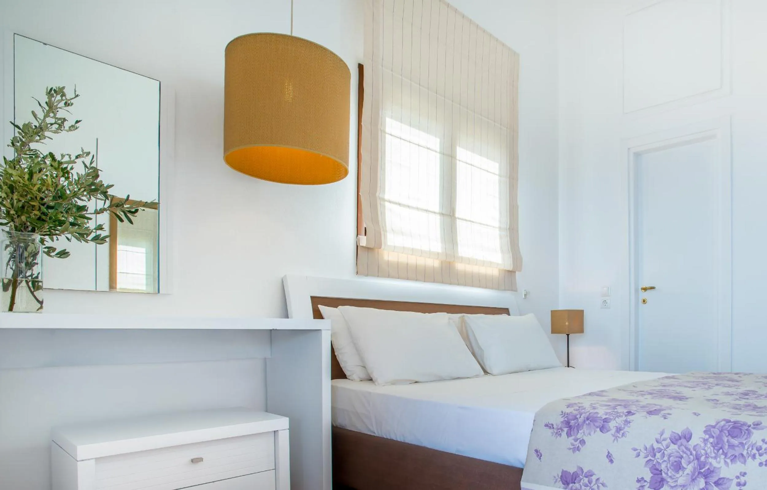 Bed in Anassa Mare Villas & Residences