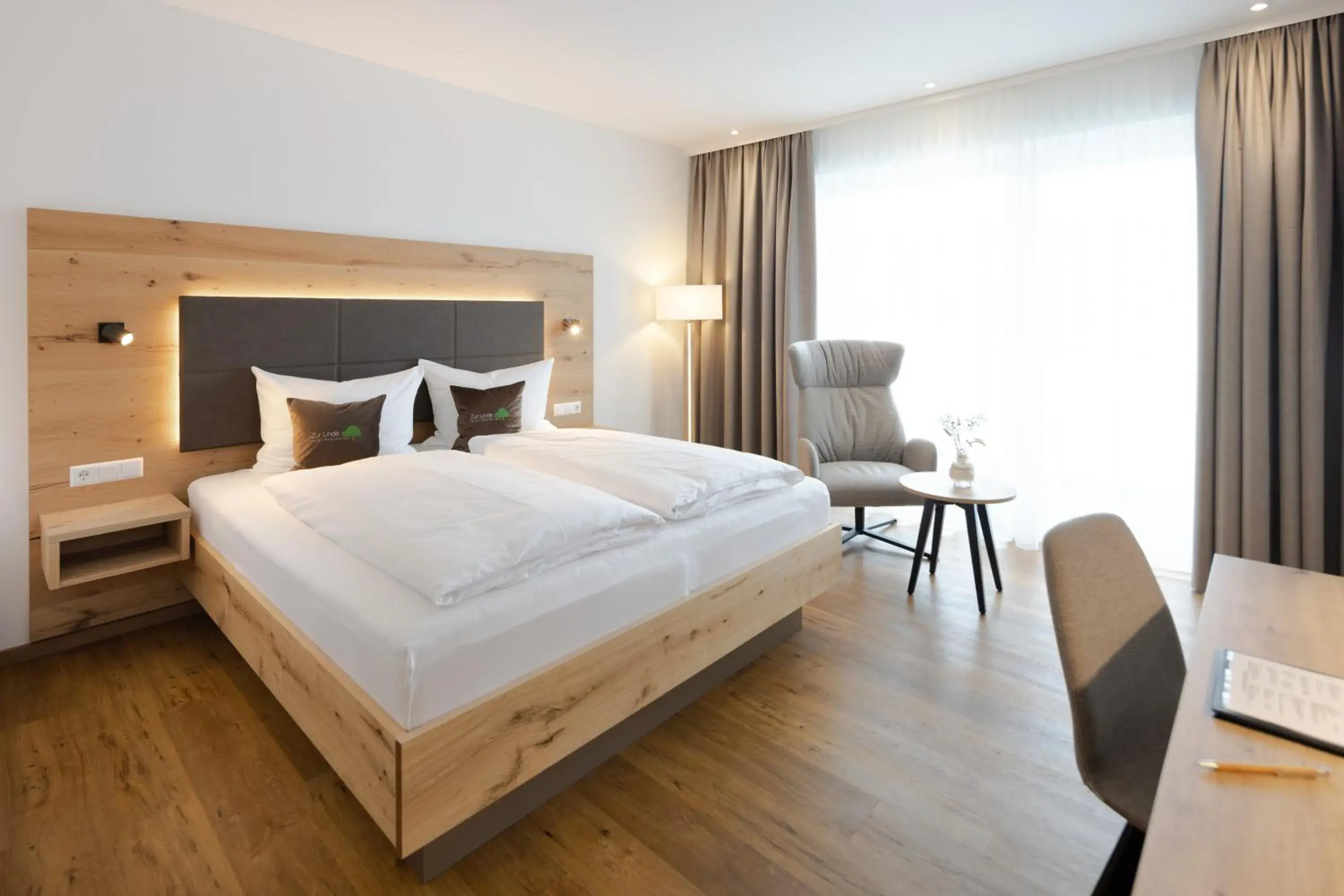 Deluxe Double Room - single occupancy in Hotel Restaurant Zur Linde Deluxe Double Room - single occupancy in Hotel Restaurant Zur Linde