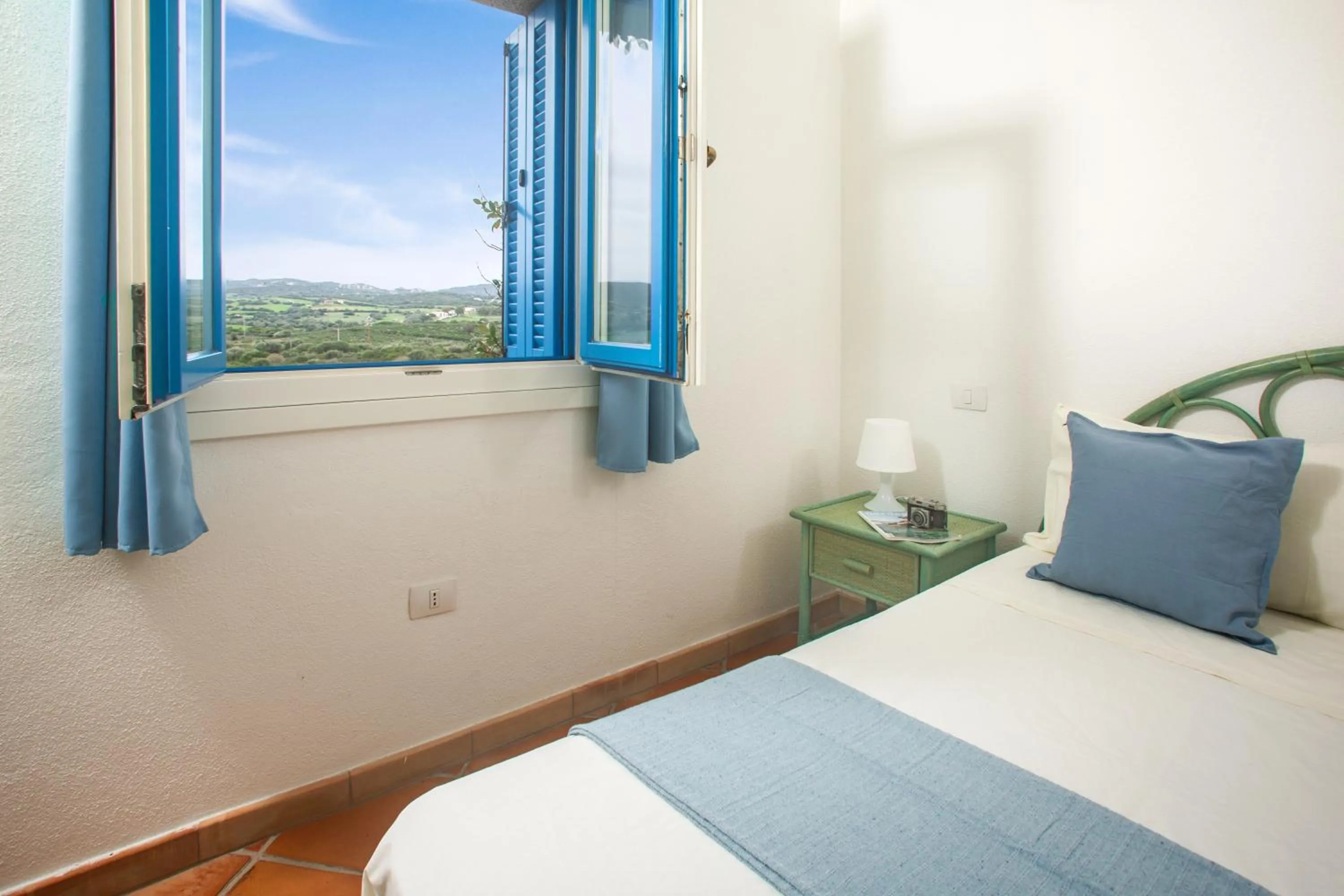 View (from property/room), Bed in Appartamenti Residence Zodiaco
