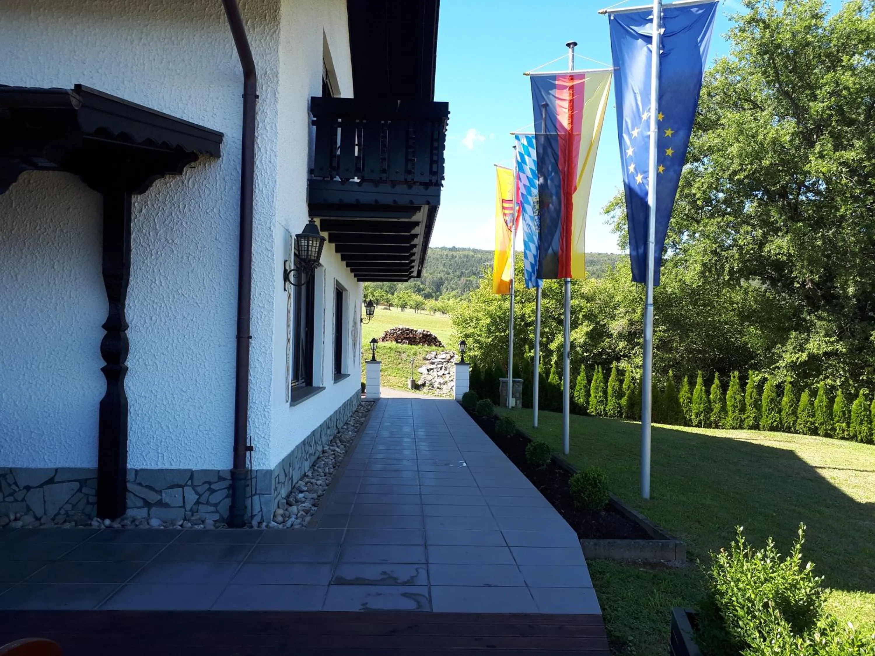 Hotel - Gasthof Spessarttor & Hotel Bergwiesen -hier auf Wunsch Zimmer mit Balkon
