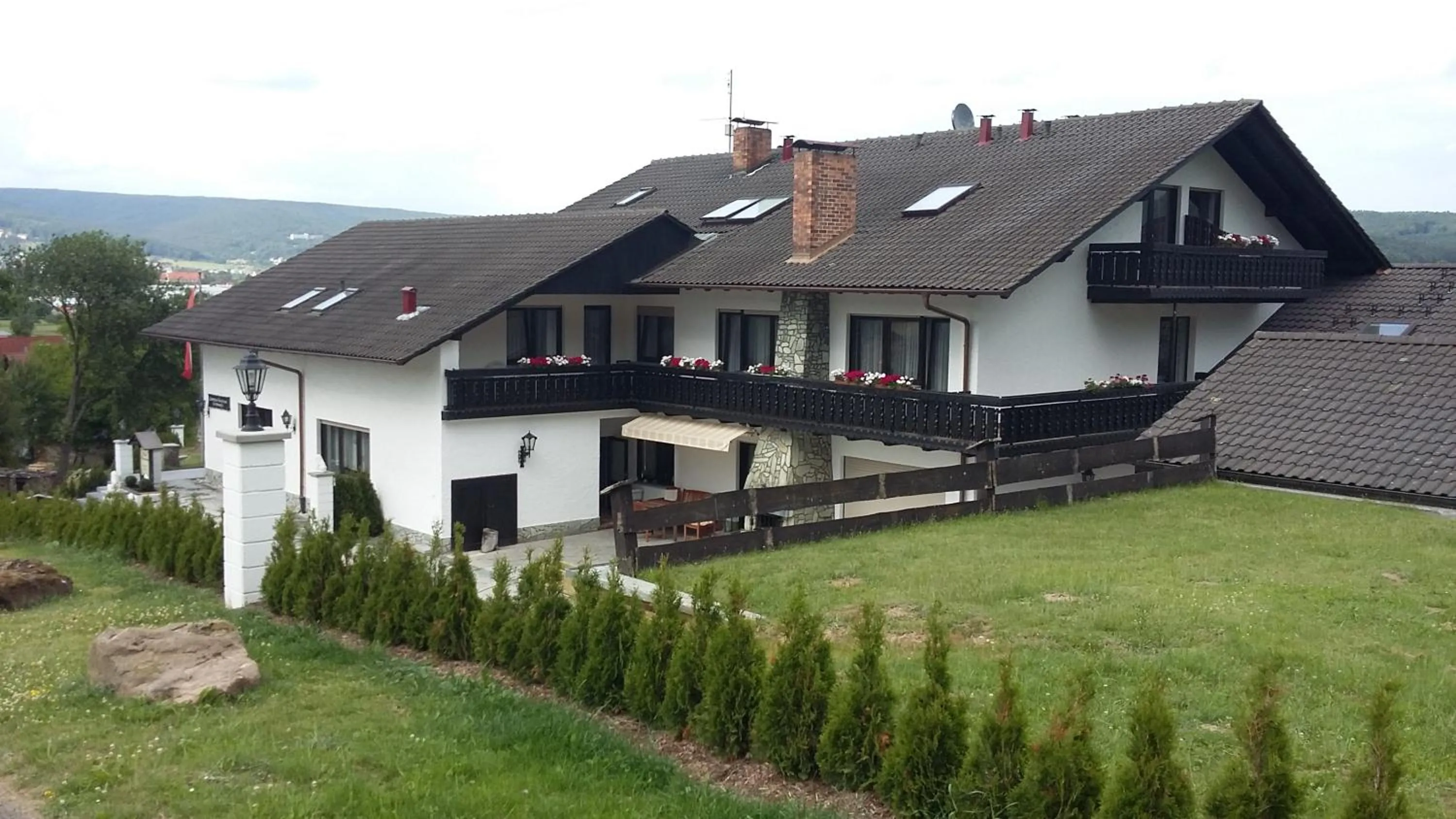 Hotel - Gasthof Spessarttor & Hotel Bergwiesen -hier auf Wunsch Zimmer mit Balkon