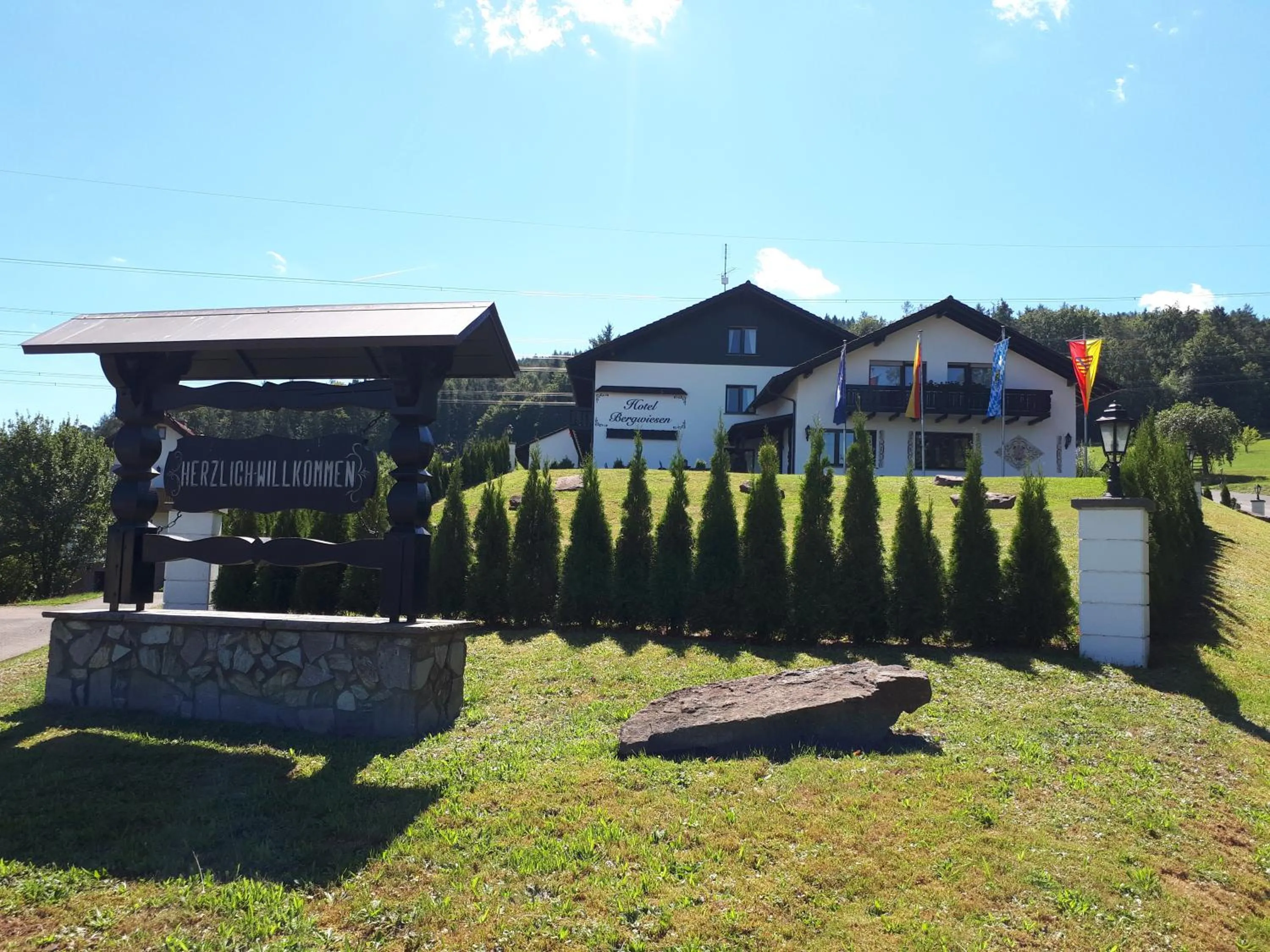 Hotel - Gasthof Spessarttor & Hotel Bergwiesen -hier auf Wunsch Zimmer mit Balkon